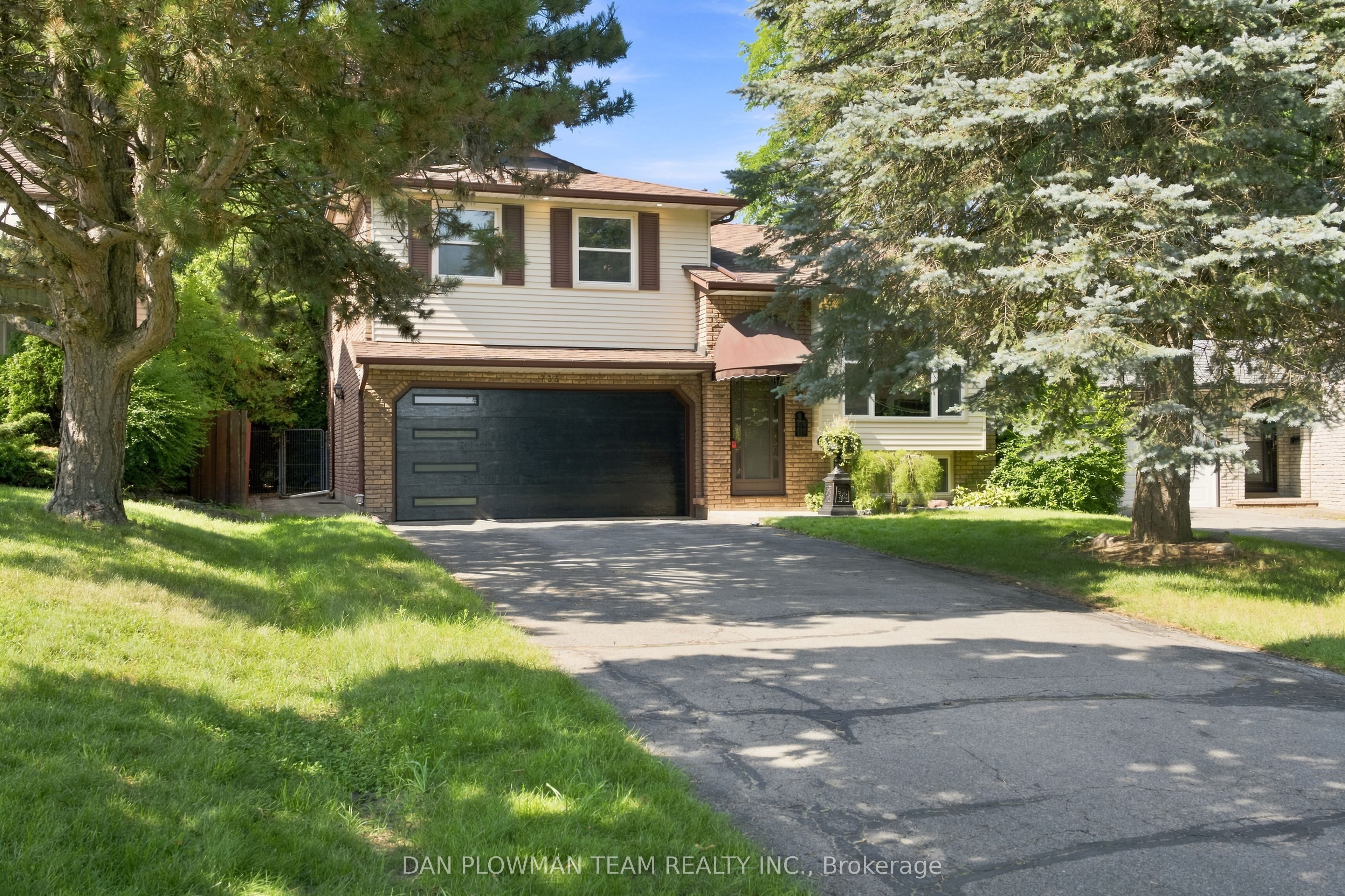 733 Tarn Court