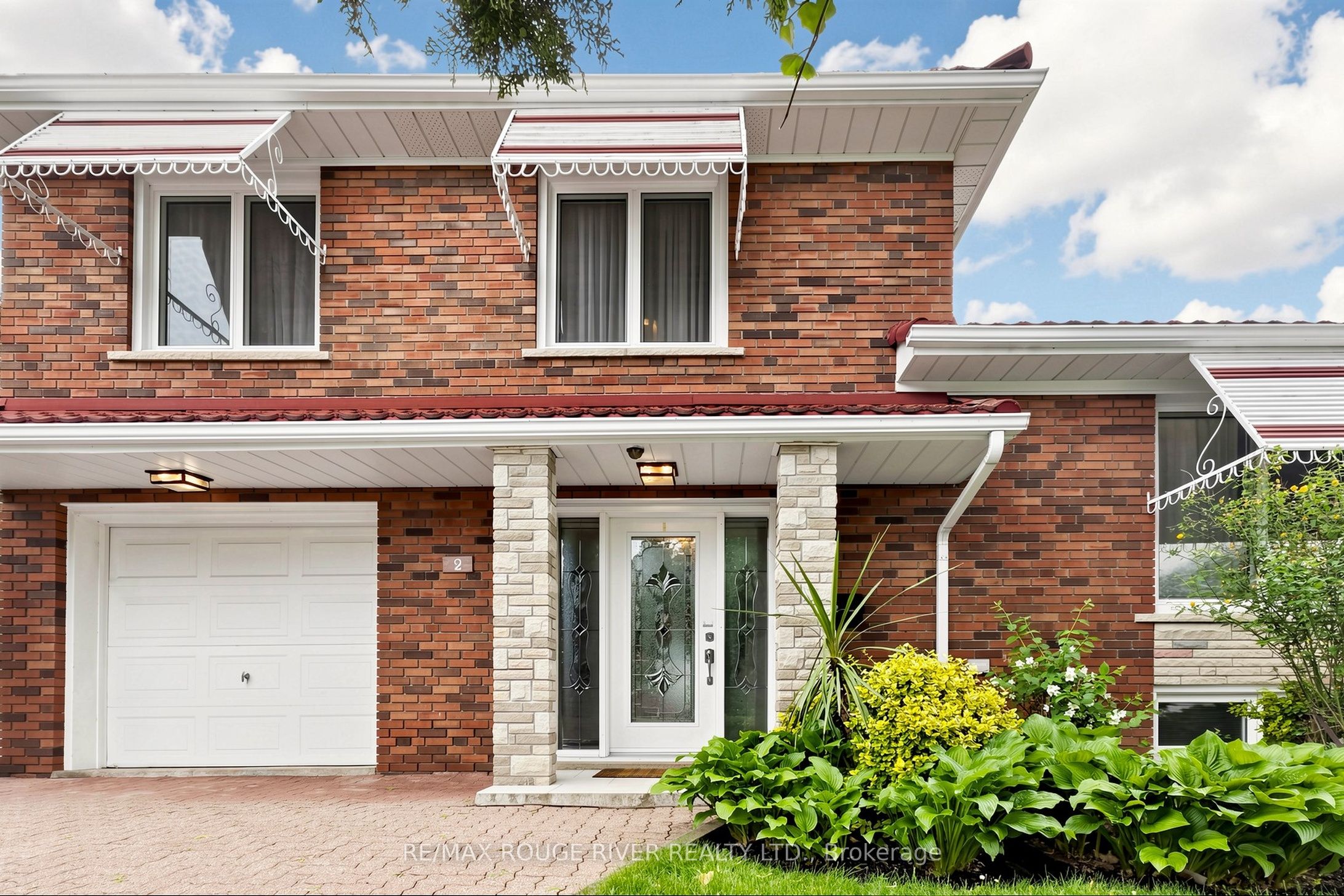 2 Faversham Crescent