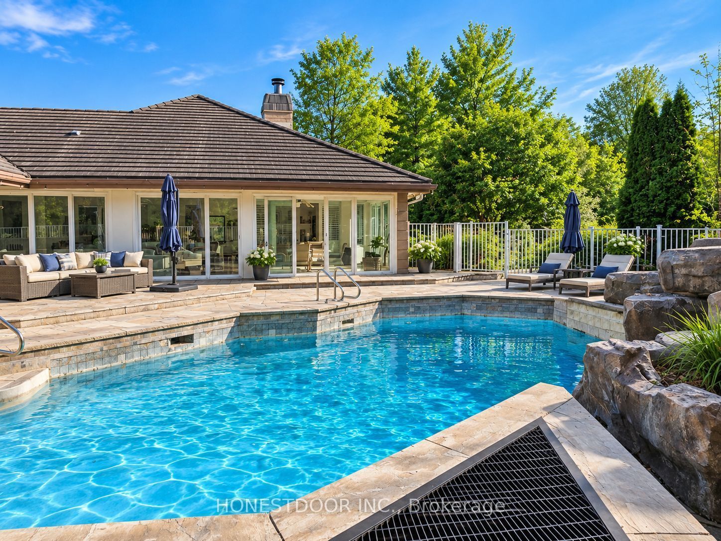 5851 Knights Drive