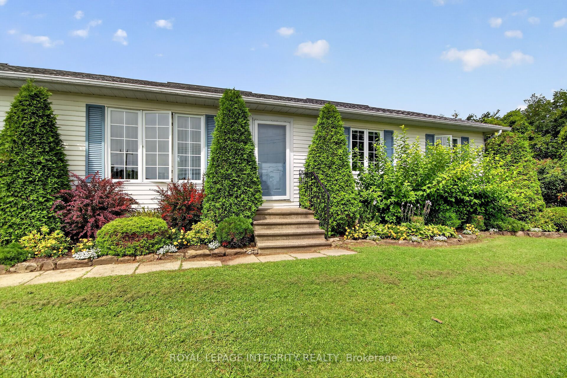 2913 Danbury Way