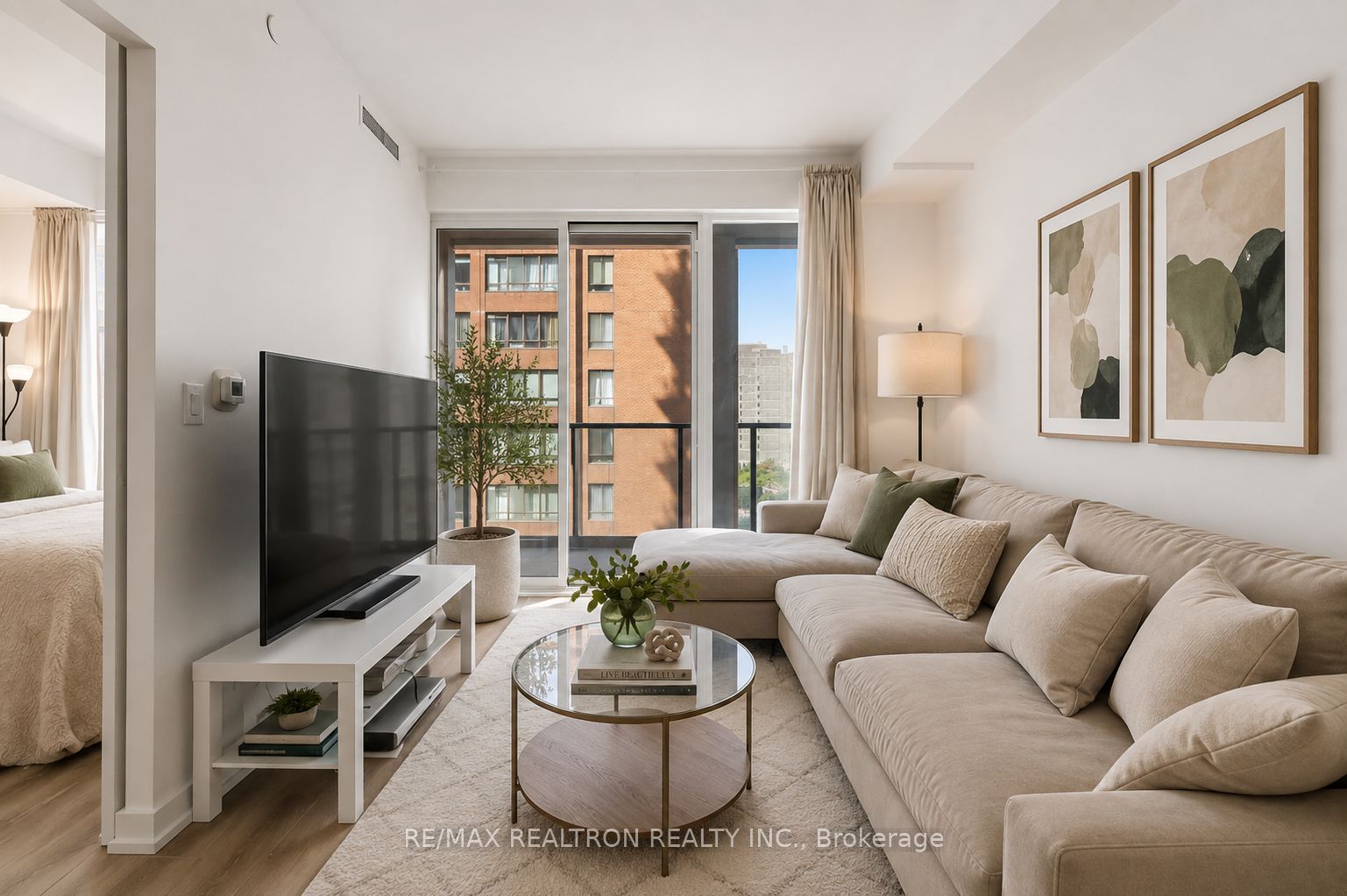 20 Edward Street 813