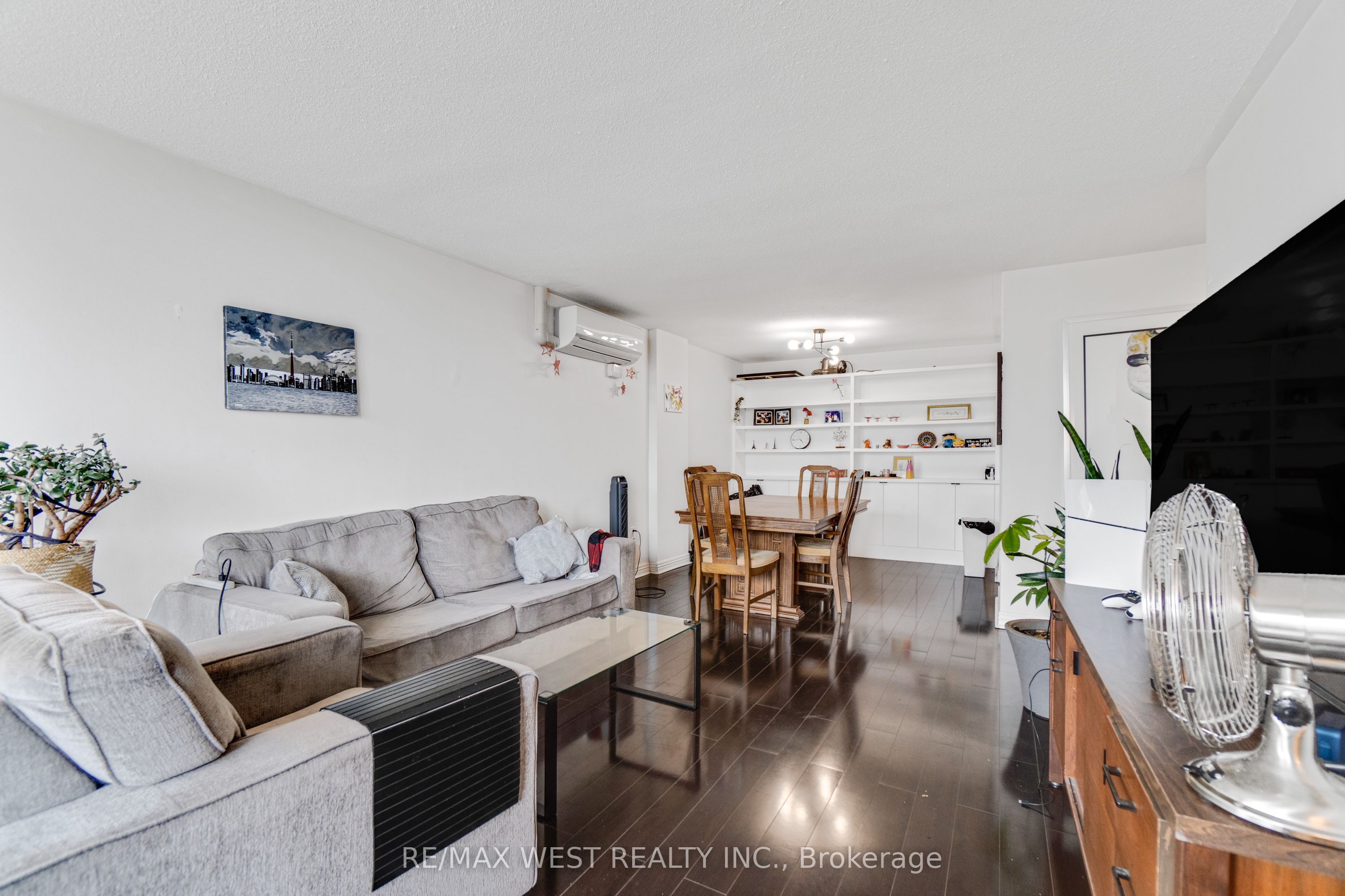 11 Neilson Drive 603