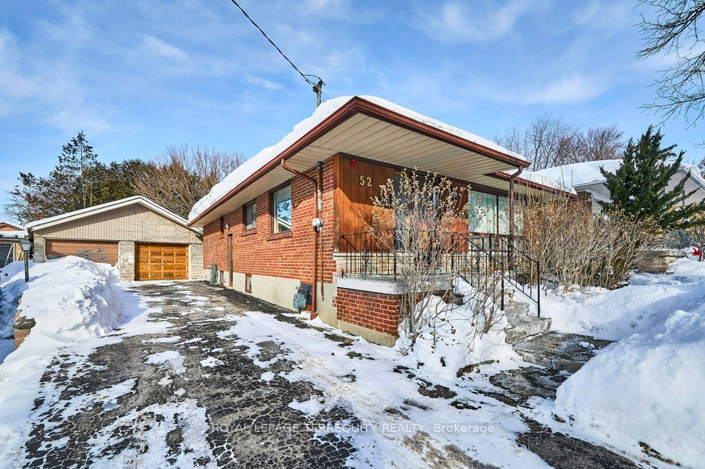 52 Bainhart Crescent