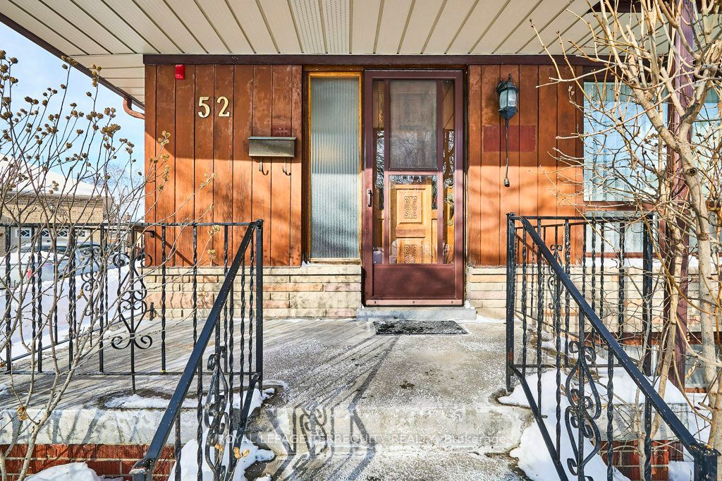 52 Bainhart Crescent