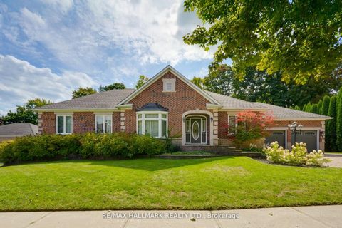 71 Willow Farm Lane Aurora ON L4G 6K2