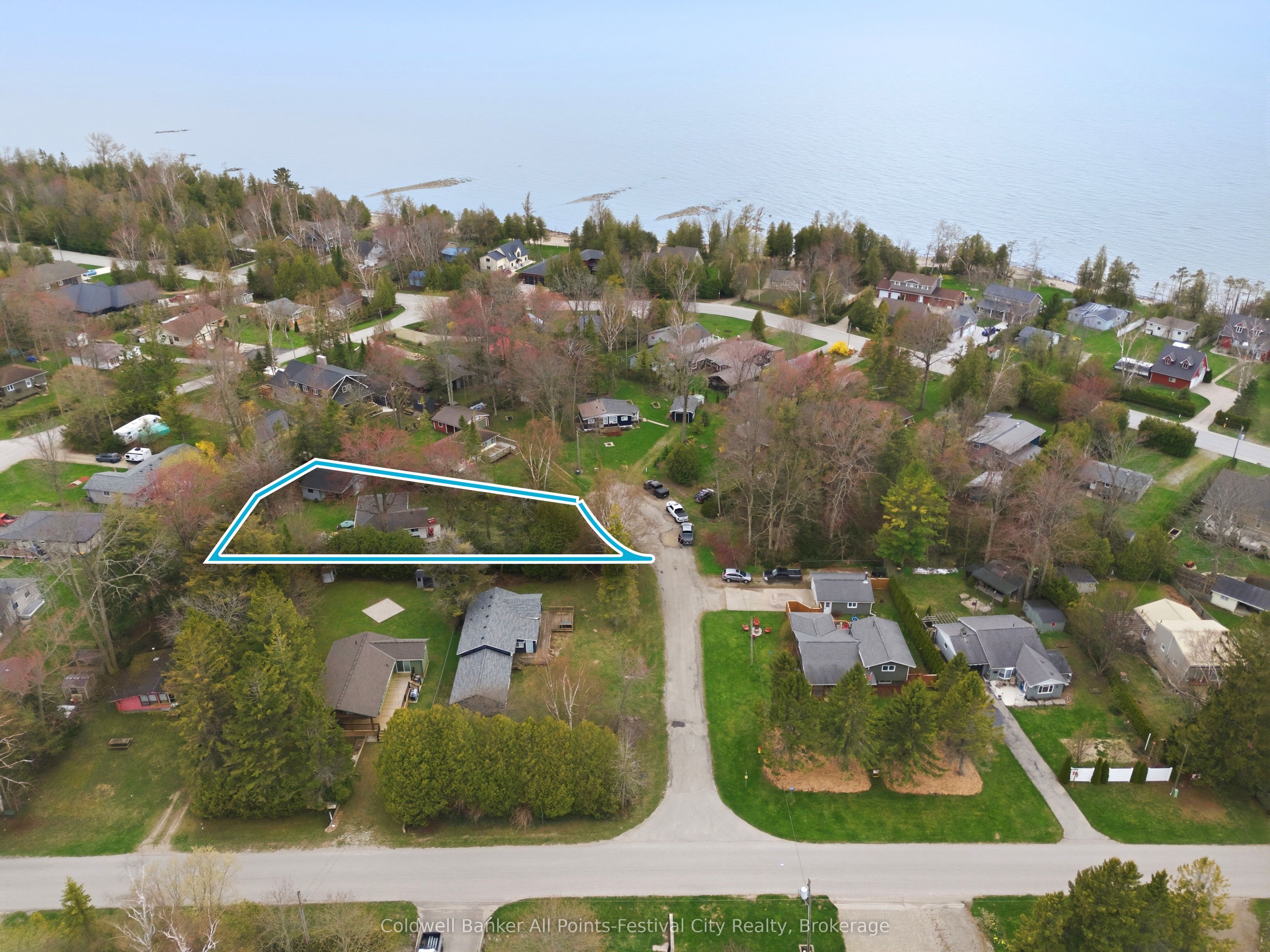 702 Yosacha Place