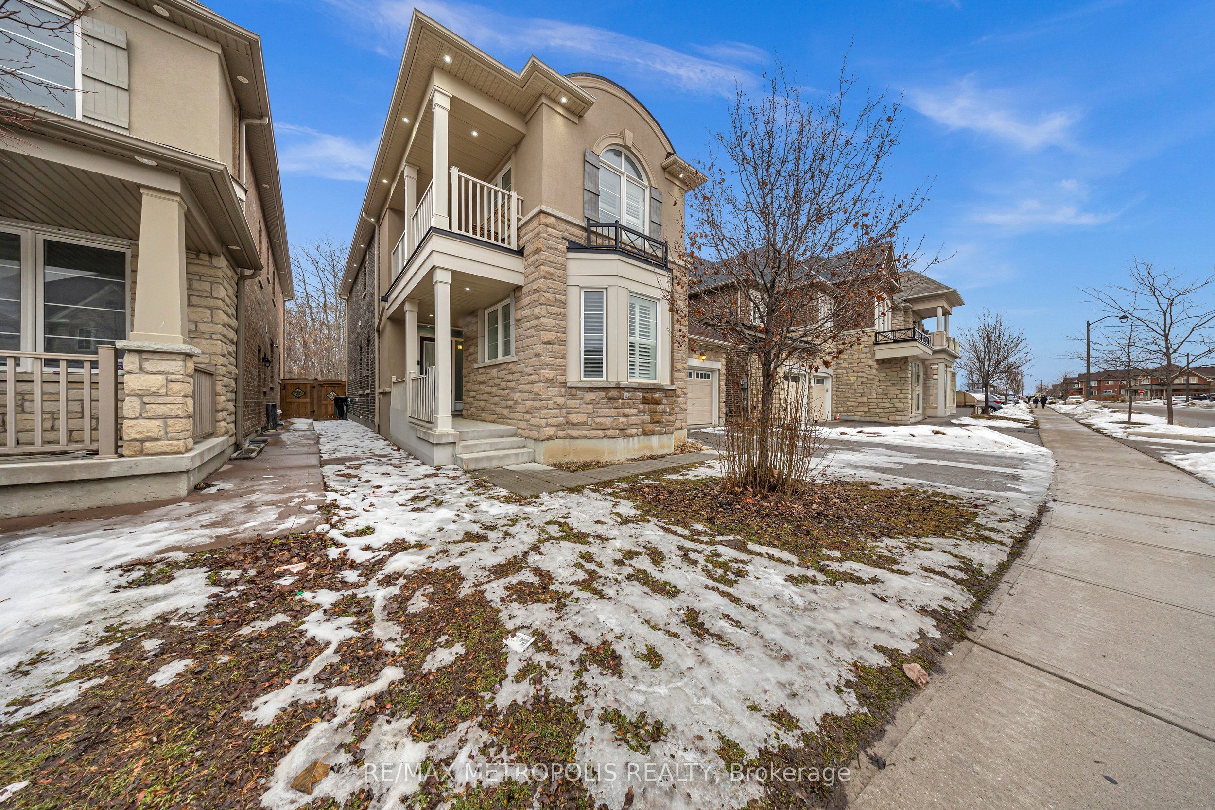 94 Newhouse Boulevard