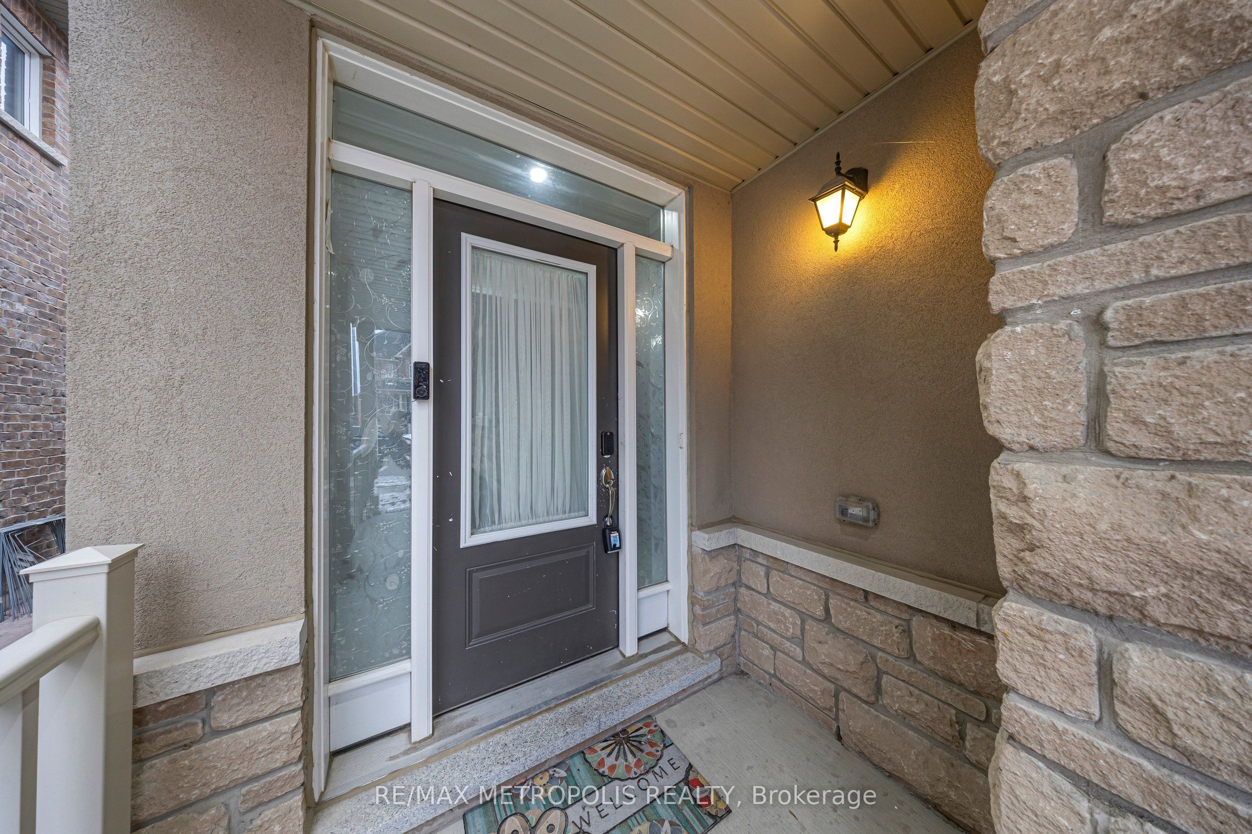 94 Newhouse Boulevard