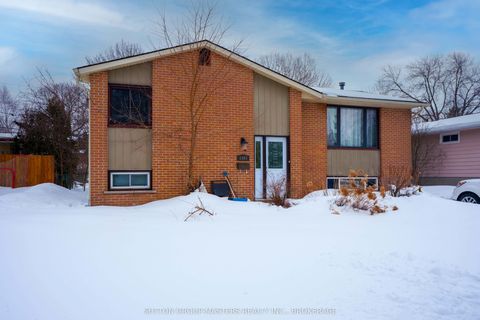 1367 Waverley Crescent Kingston ON K7M 6J8