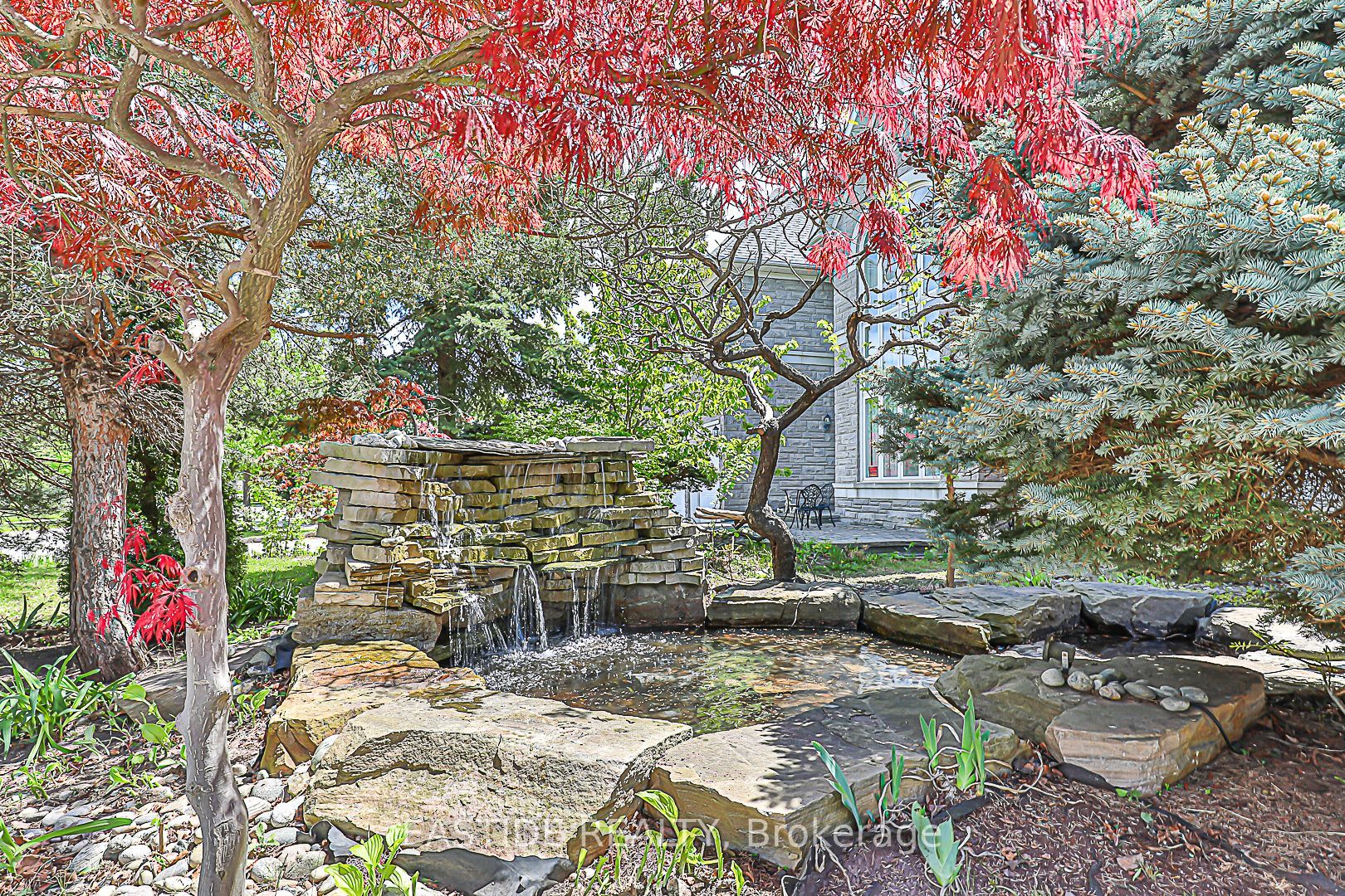 27 Brimwood Crescent