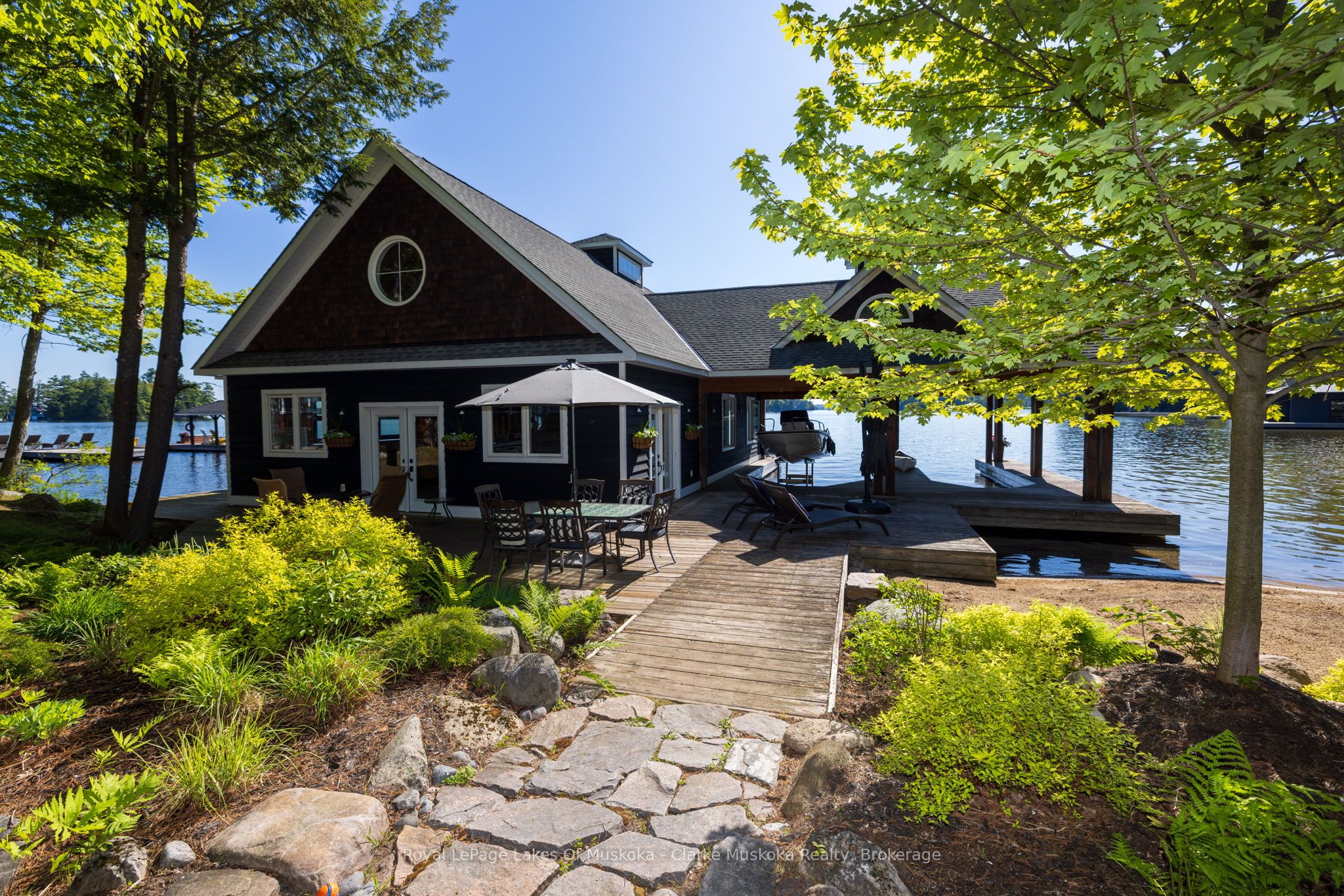 1118 Shamrock Road