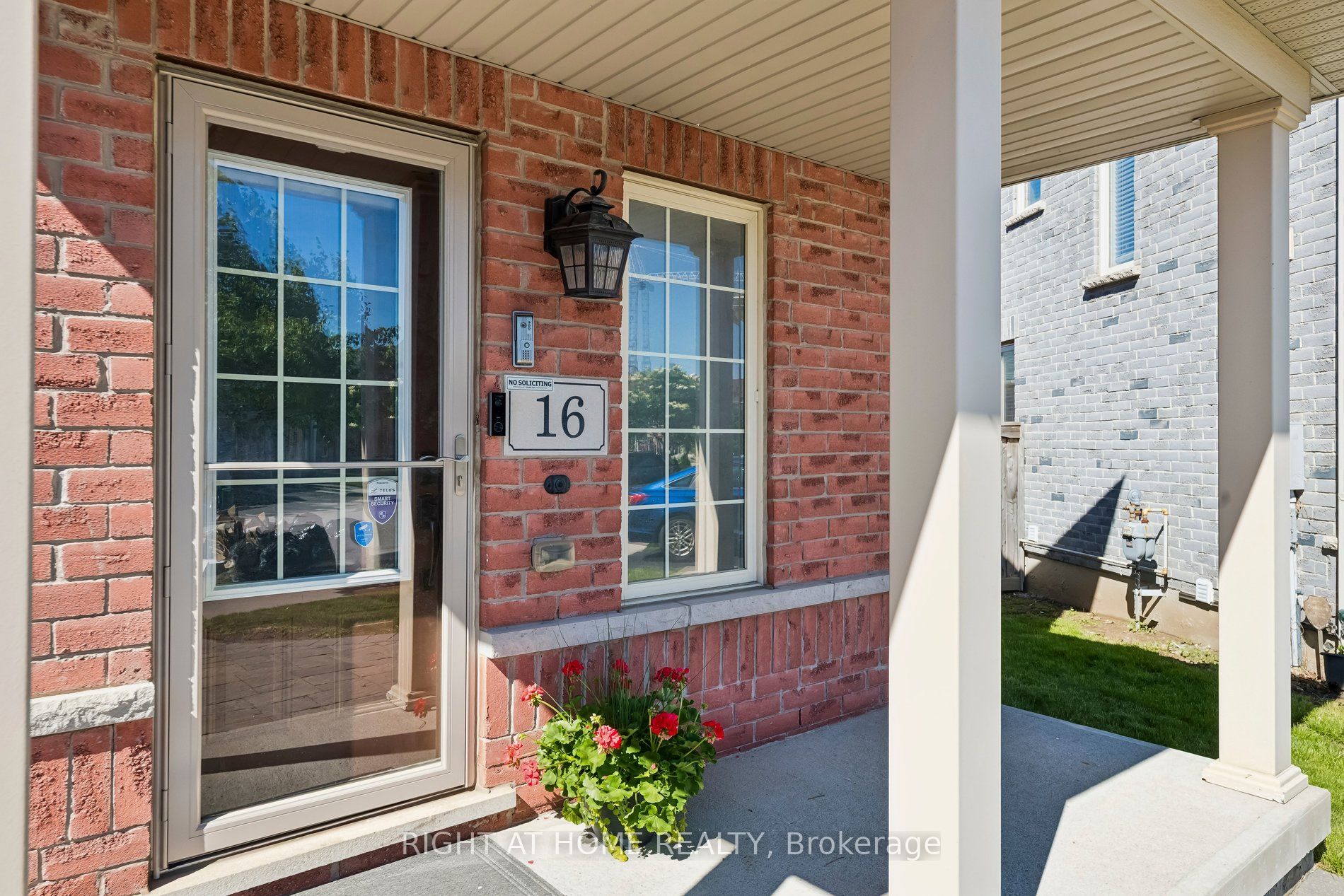 16 Kinrade Crescent
