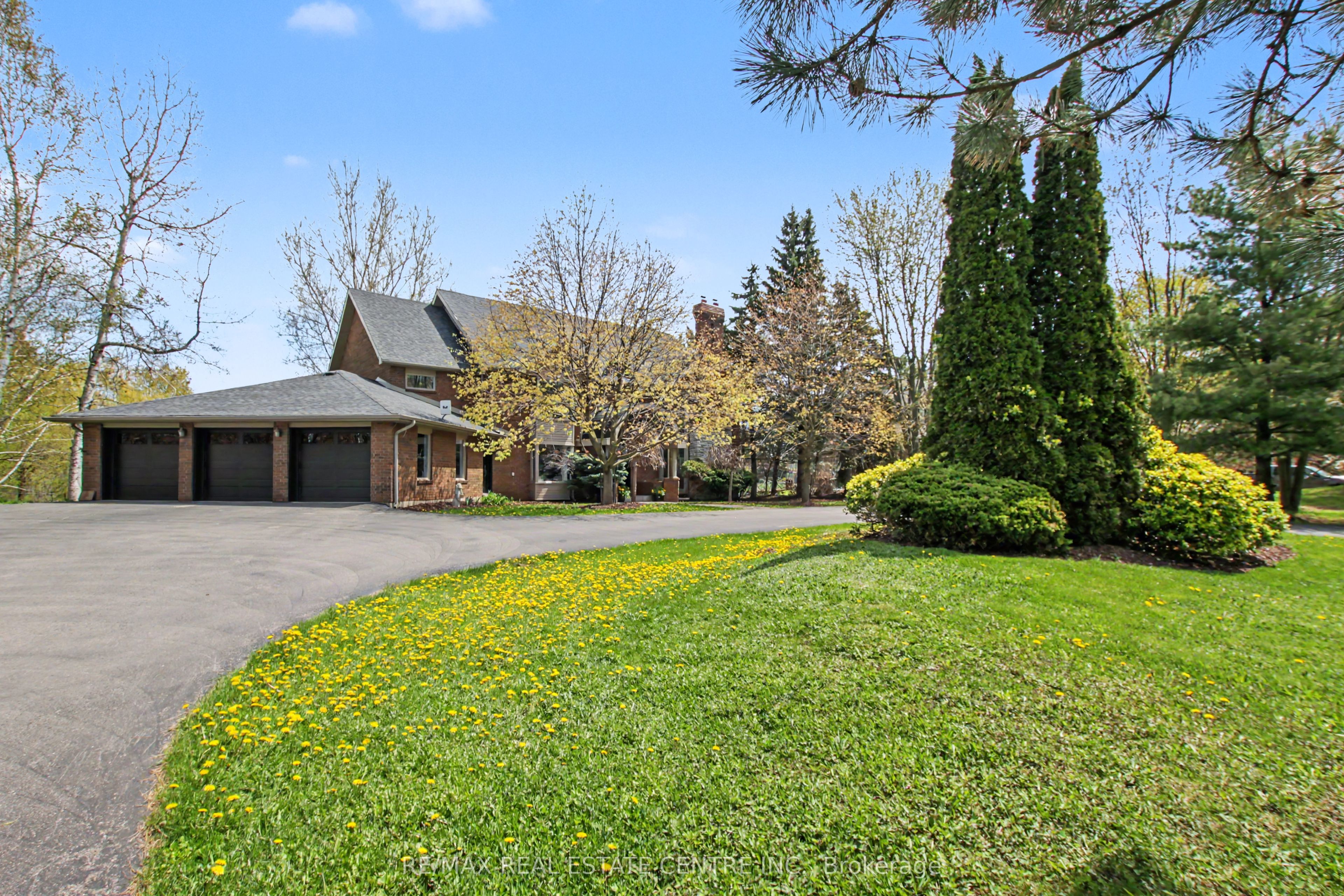 155 Crawford Crescent
