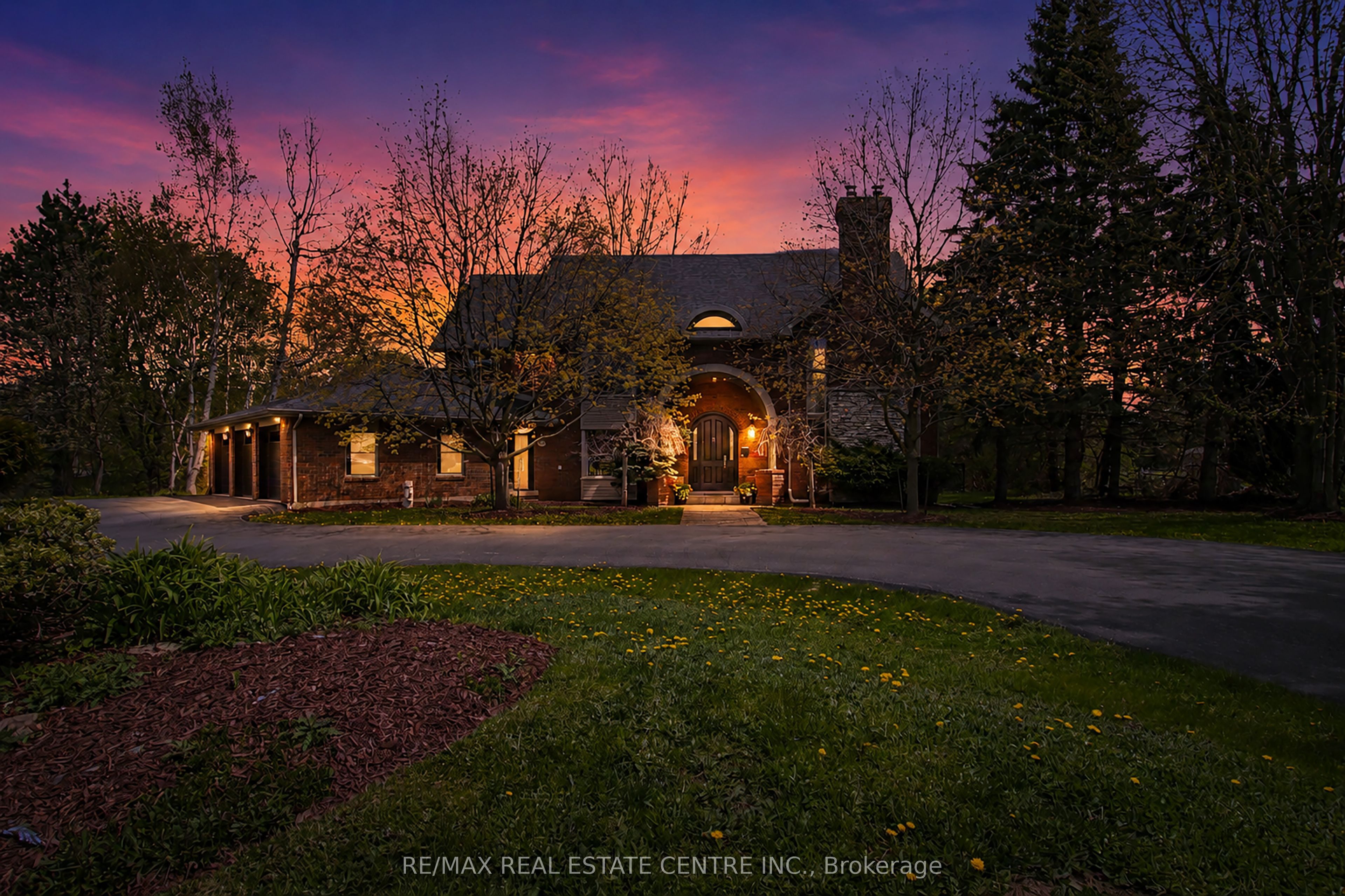 155 Crawford Crescent