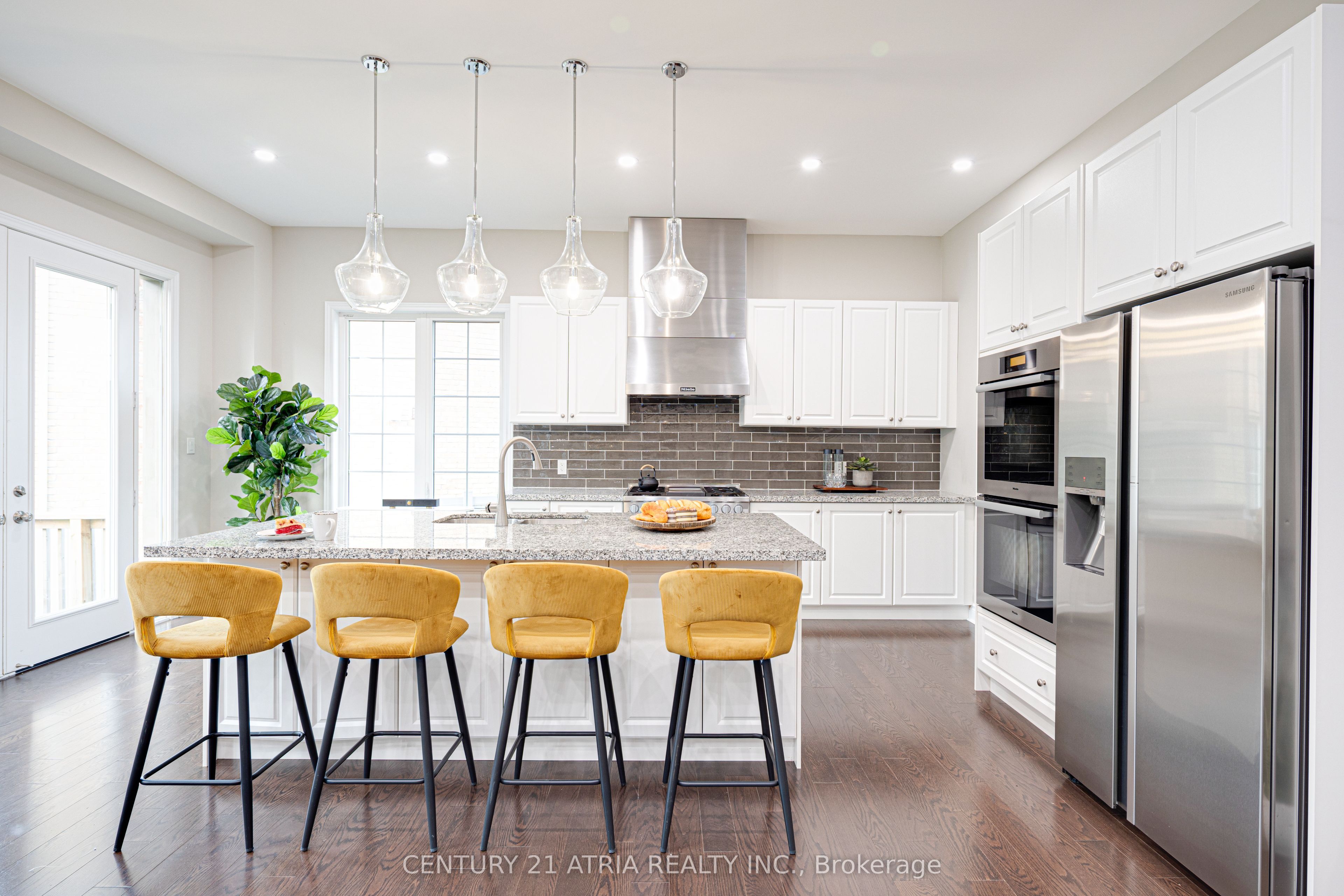 19 Match Point Court