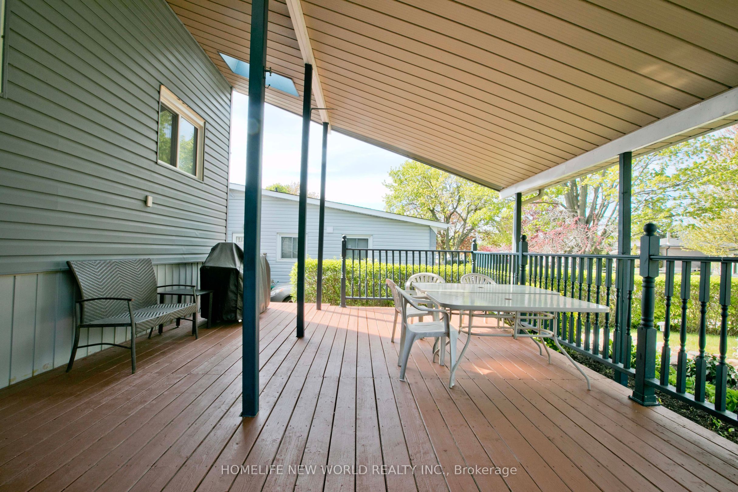 727 Balaton Avenue