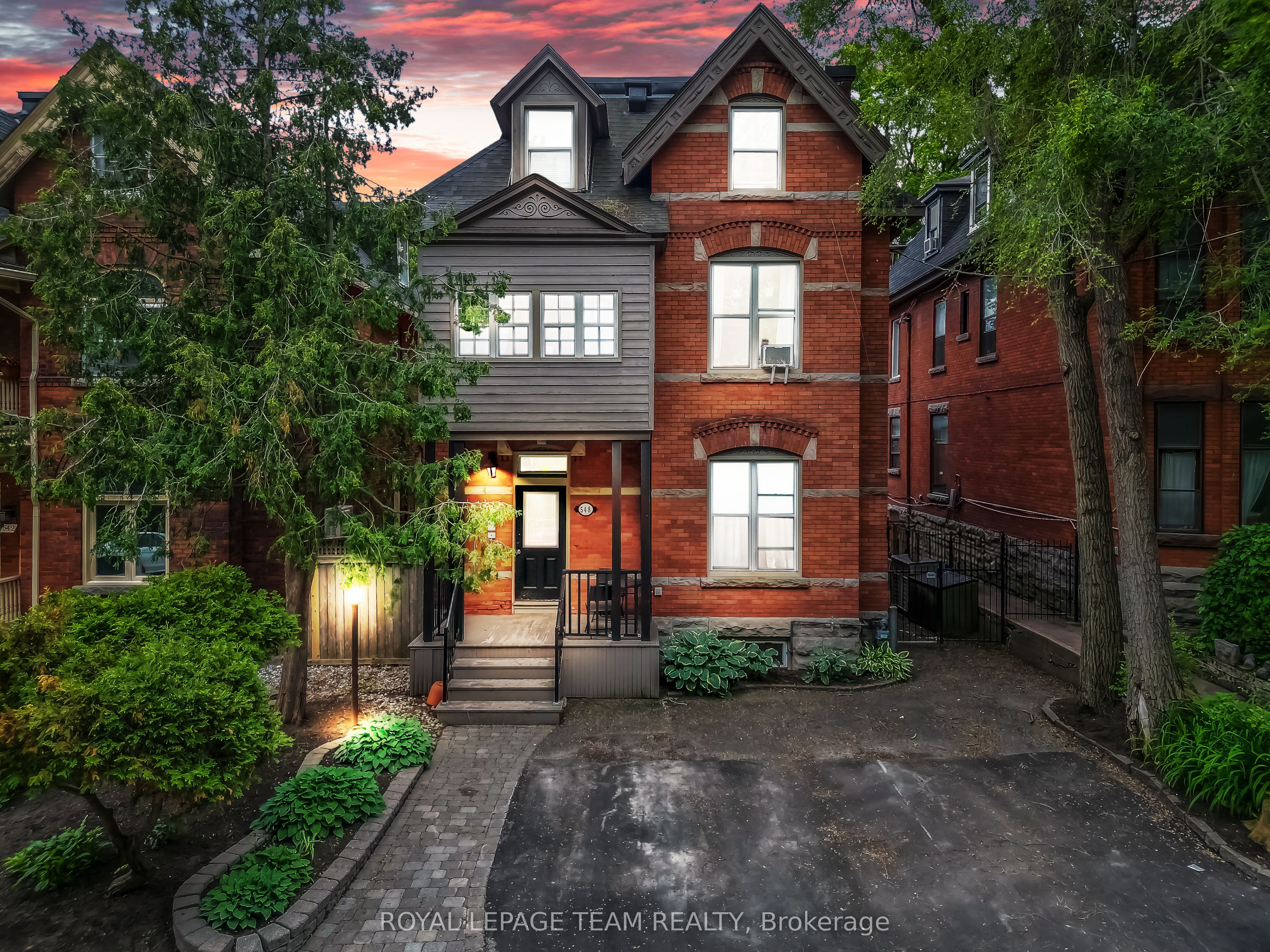 548 Maclaren Street