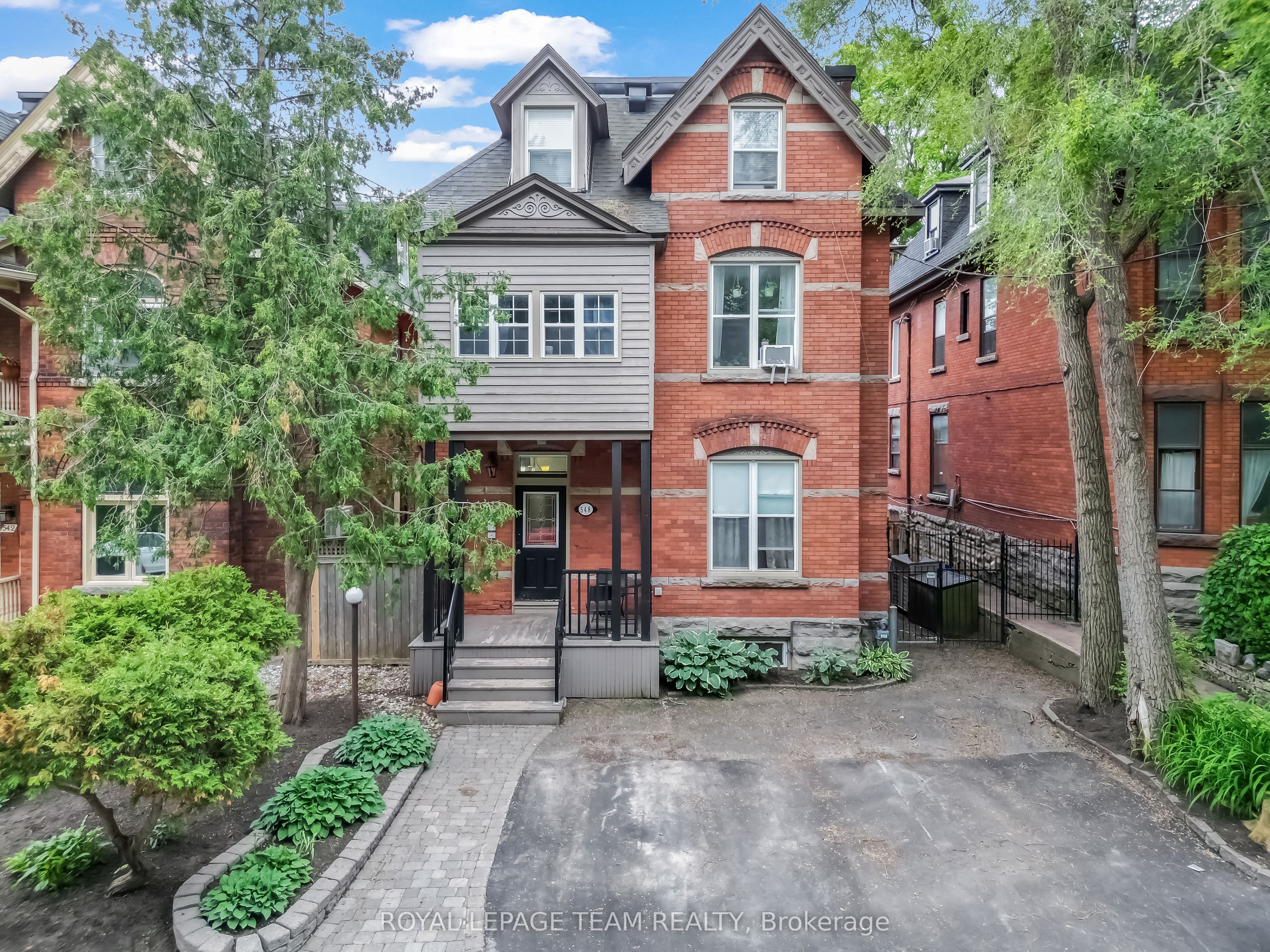 548 Maclaren Street
