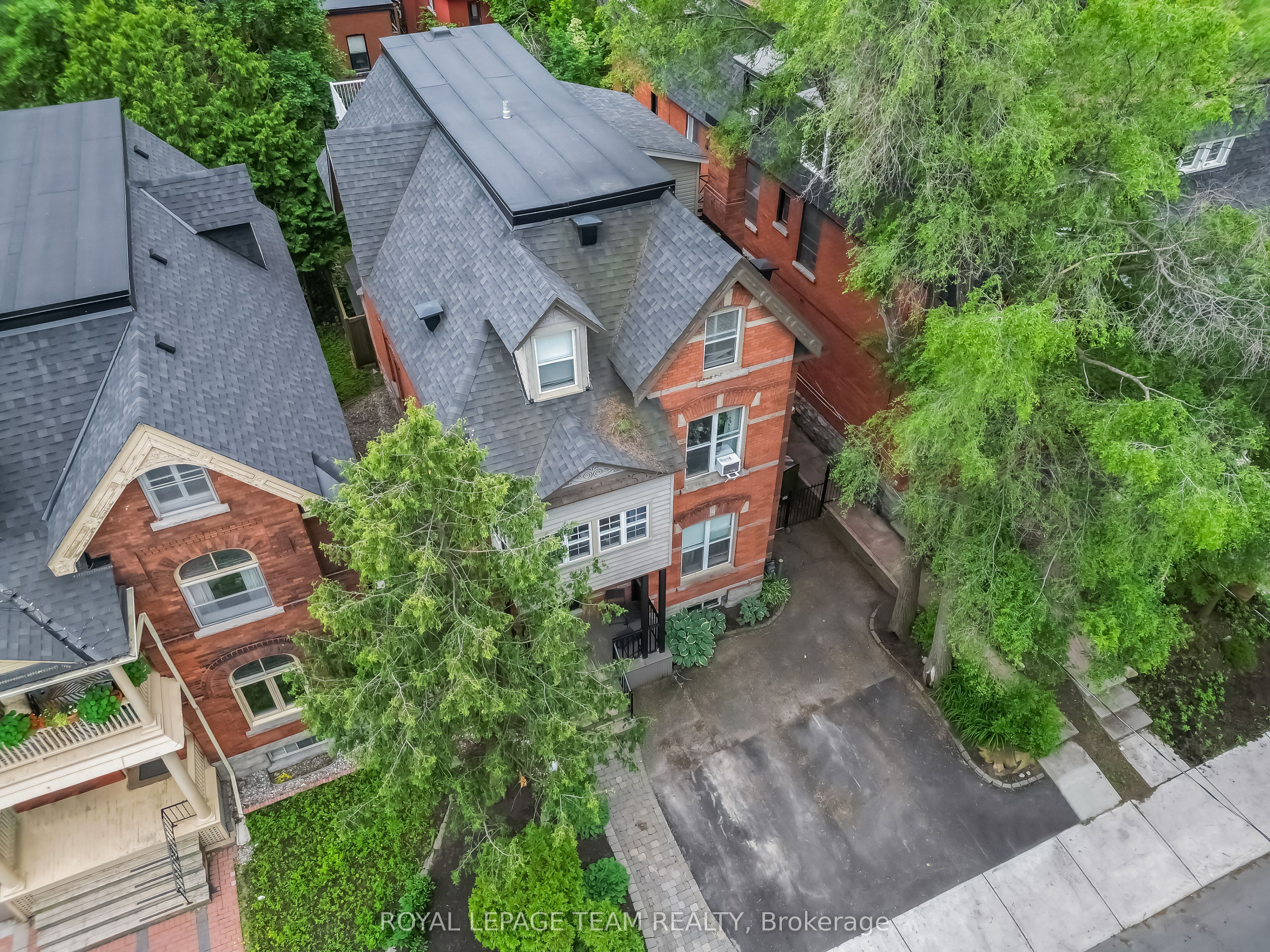 548 Maclaren Street
