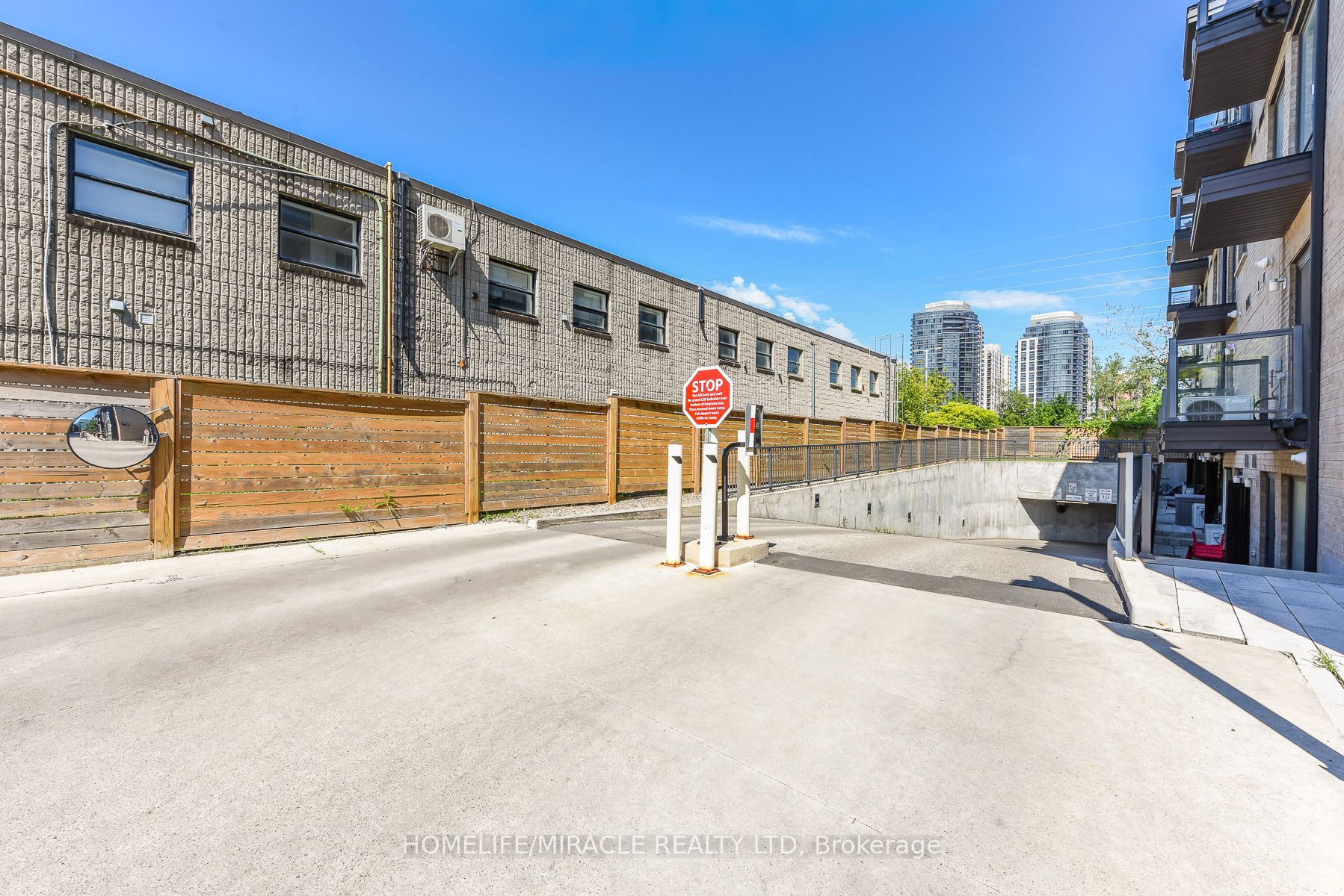 32 Fieldway Road 122