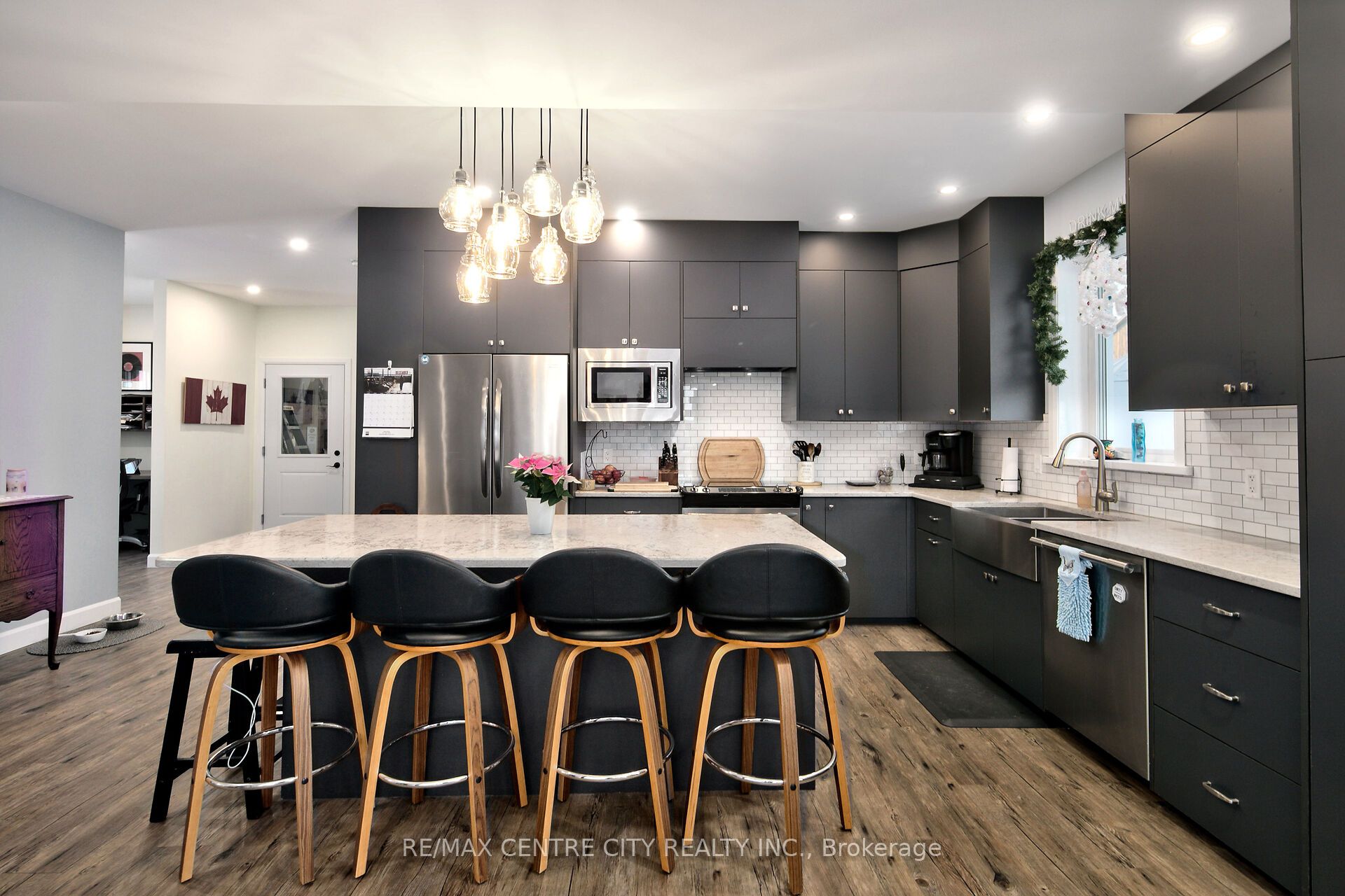 197166 Grey Road 7 N/A