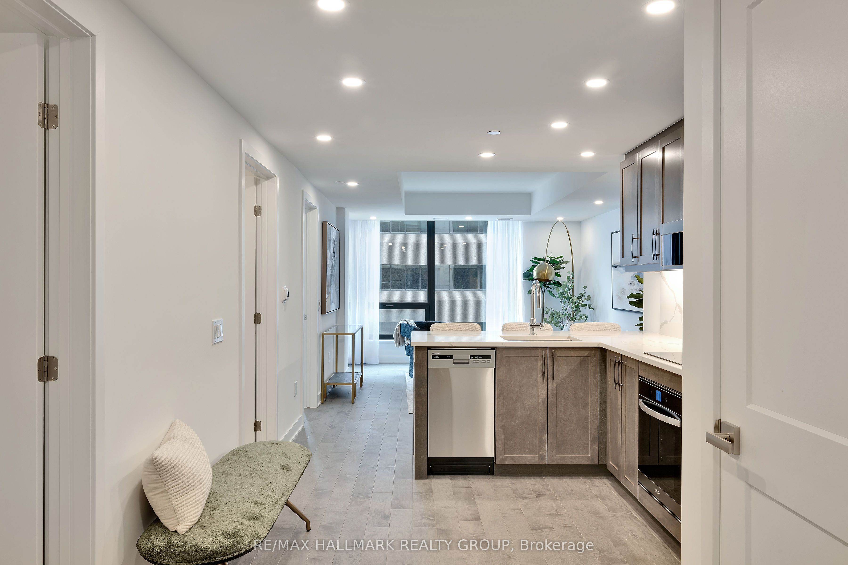 340 Queen Street 701