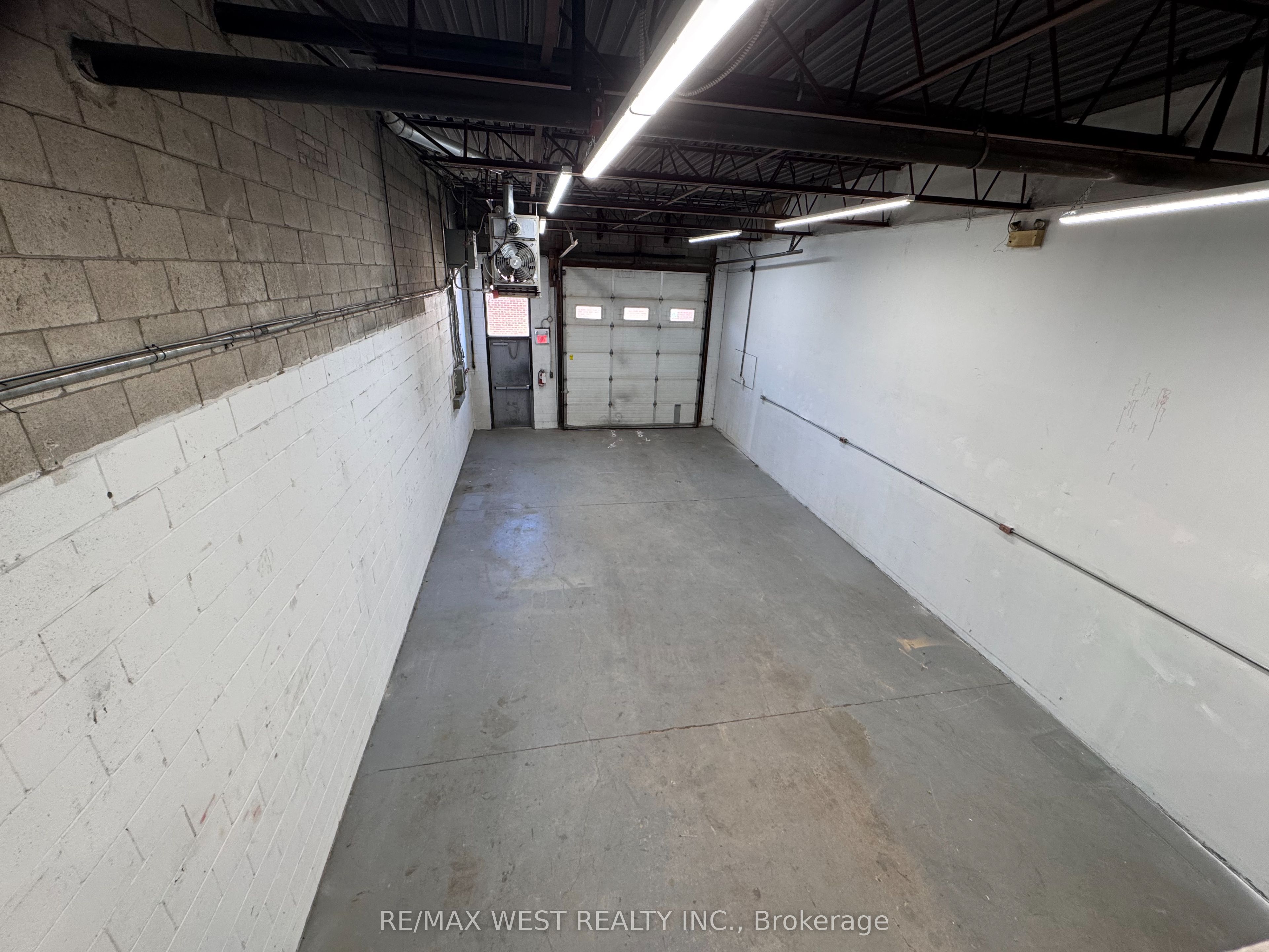 345 Healey Road 3