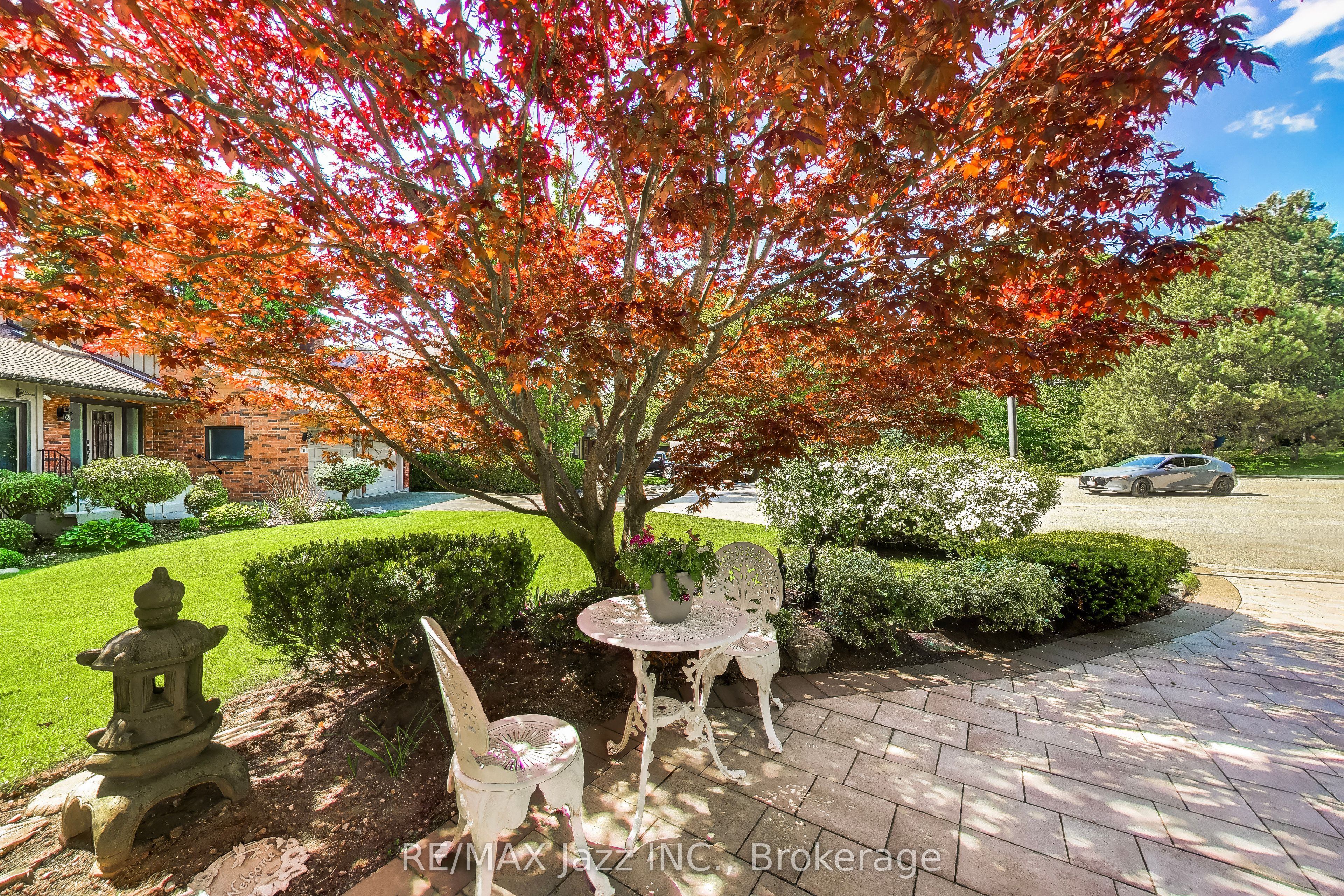45 Windsor Valley Place