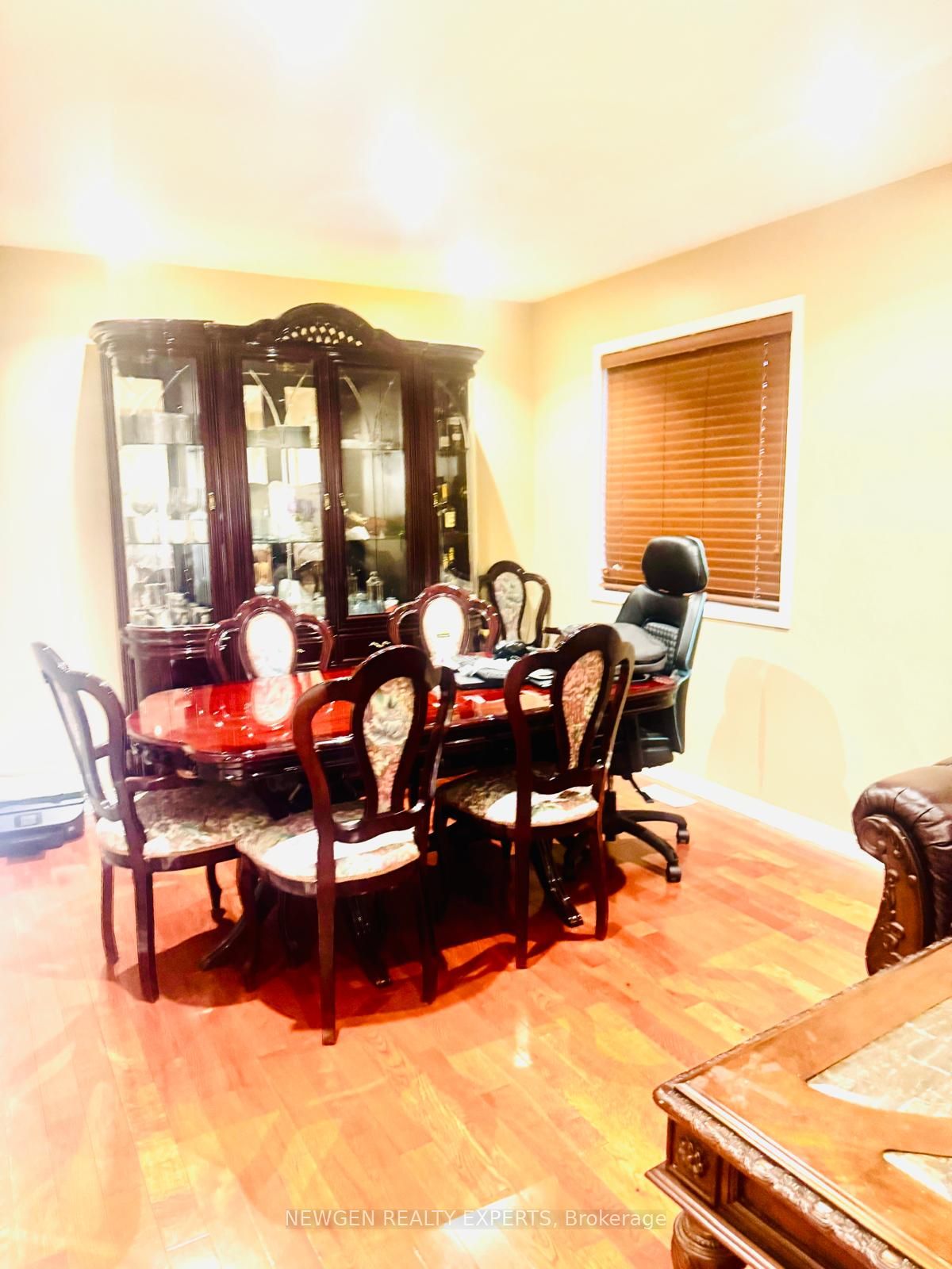 107 Rollingwood Drive