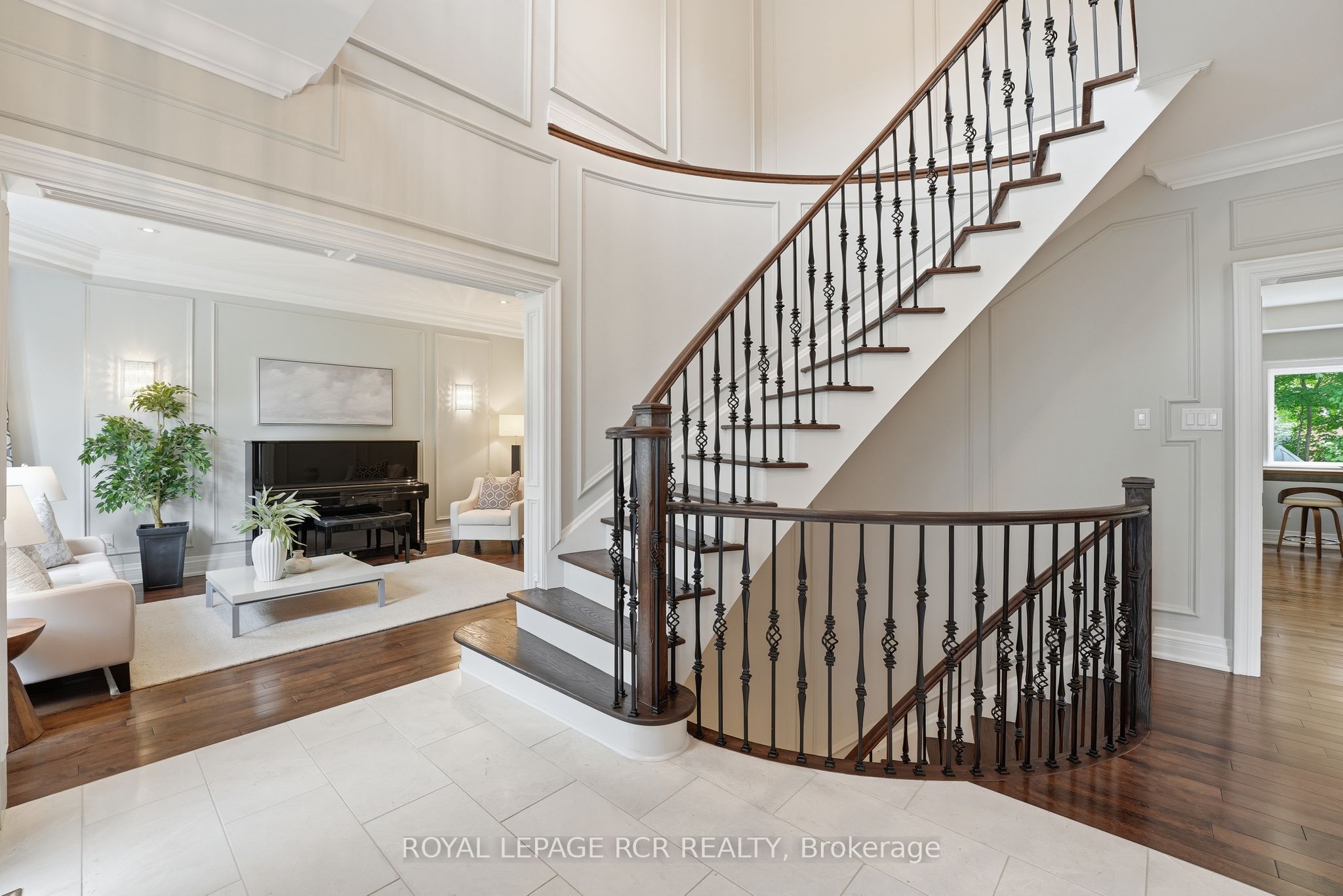 48 Hodgkinson Crescent