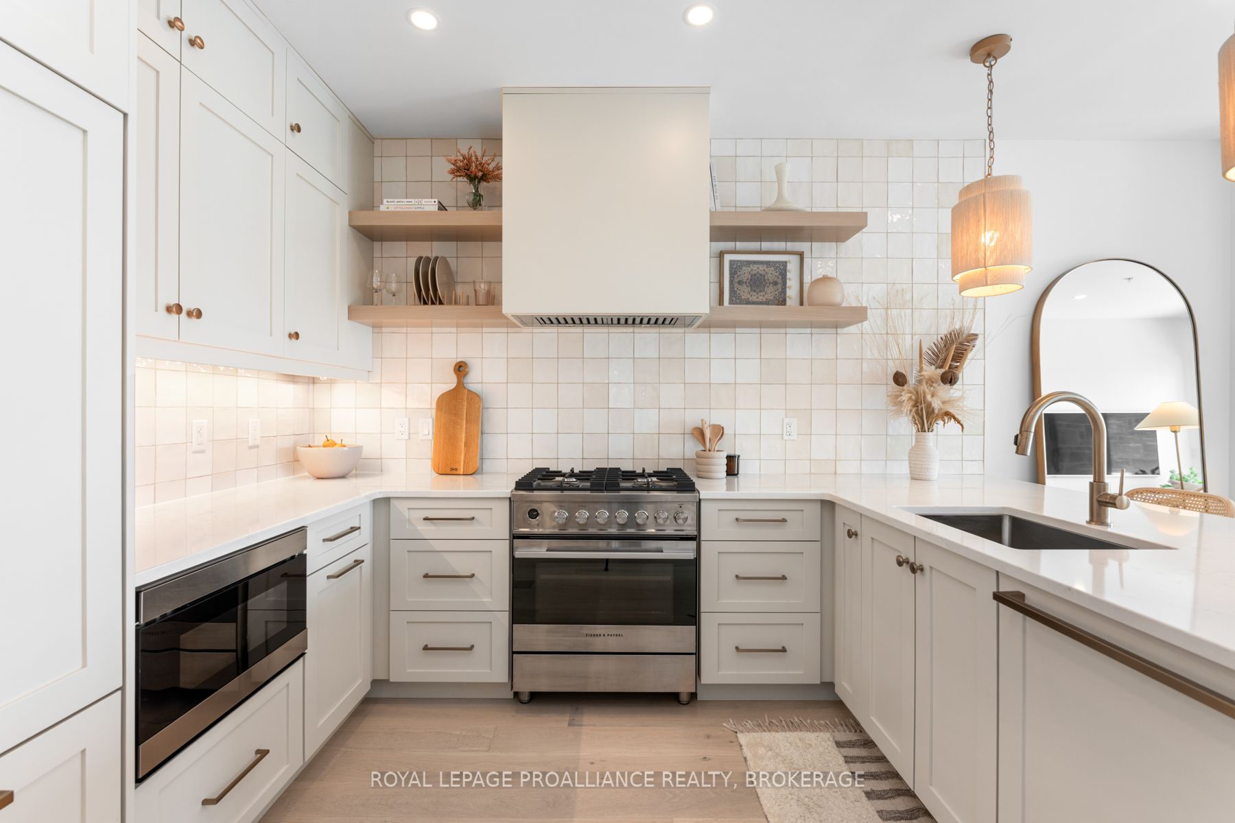 129B South Street 618