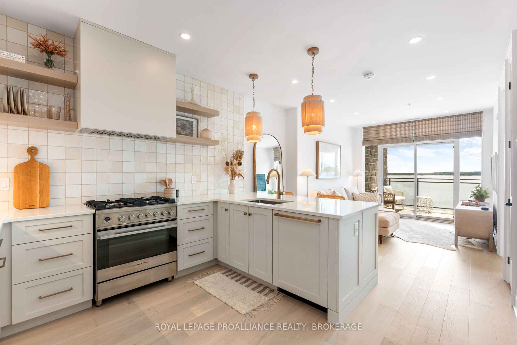 129B South Street 618