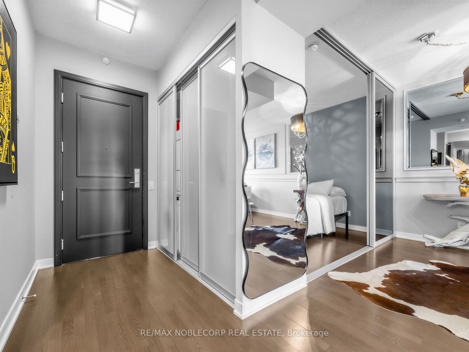 88 Park Lawn Road 2212