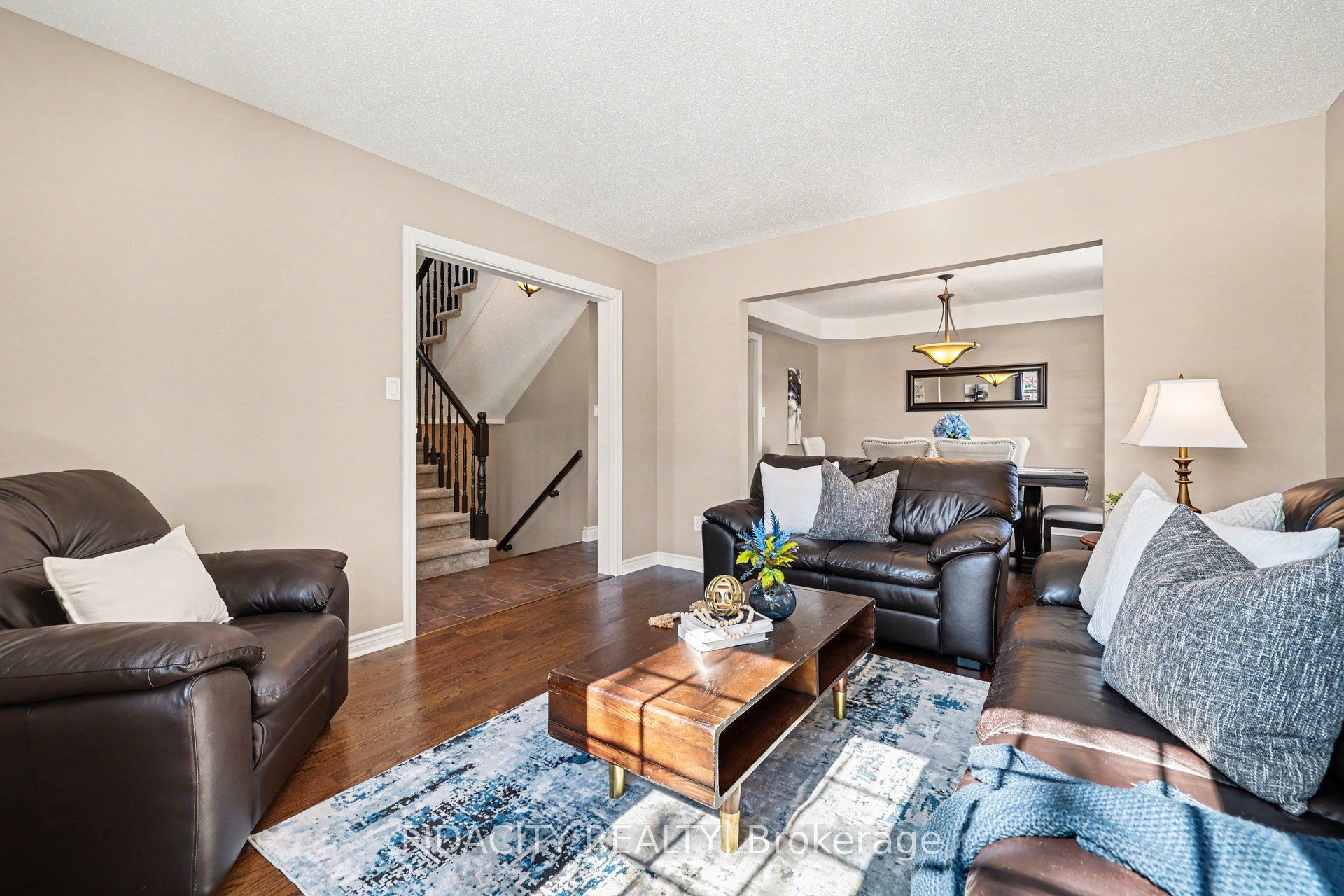 21 West Ridge Drive