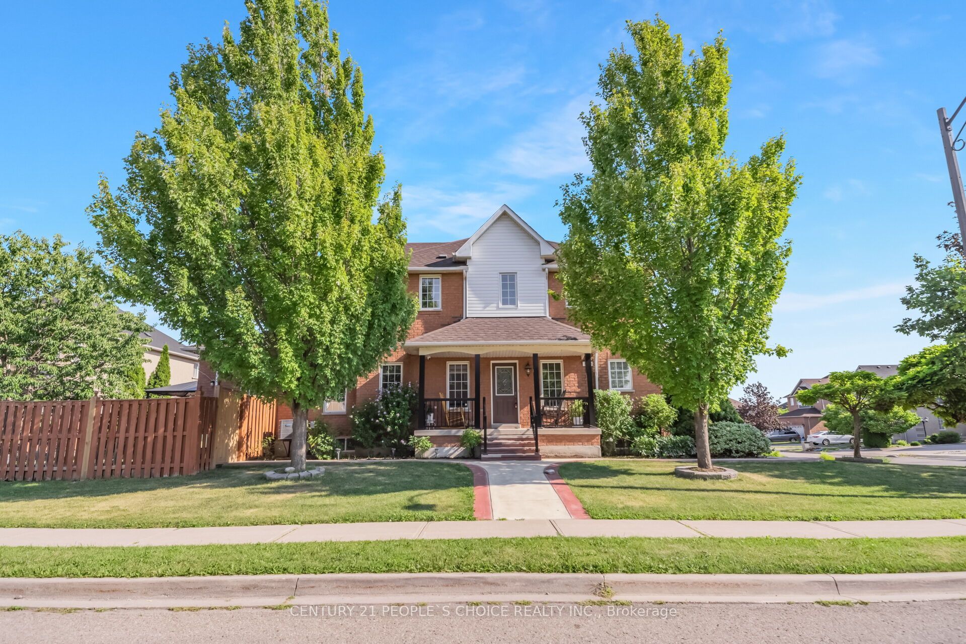 7448 Village Walk