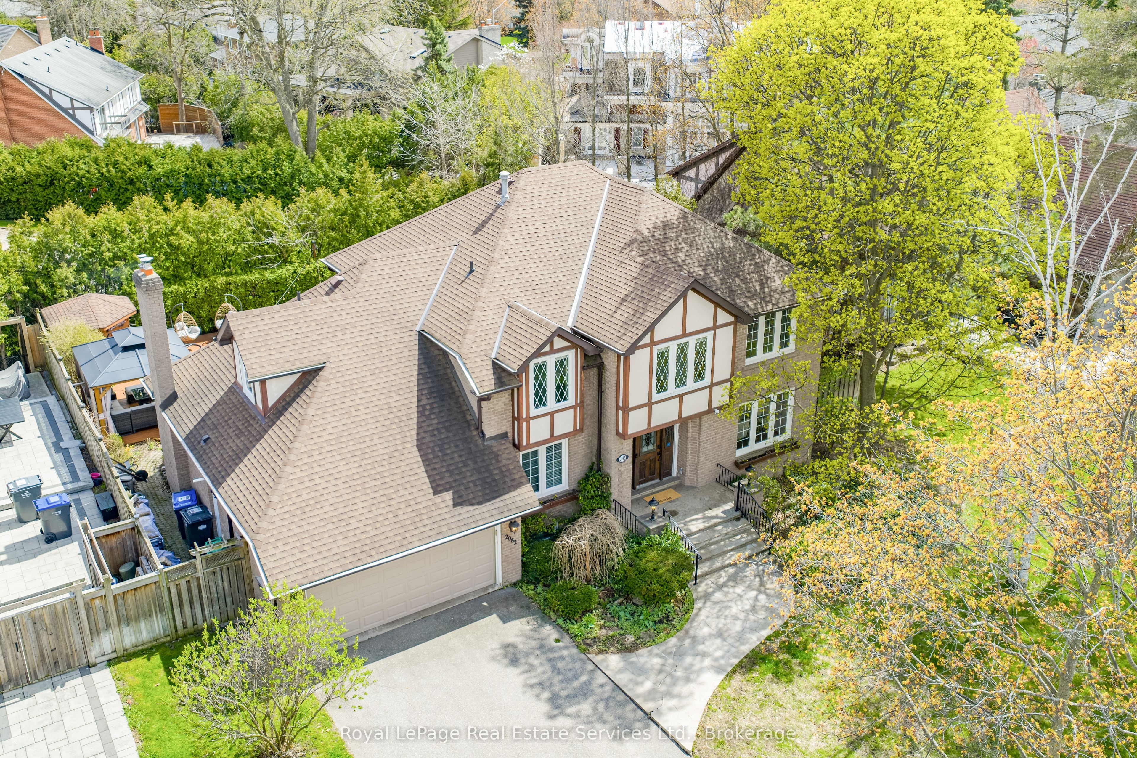 2082 Mississauga Road