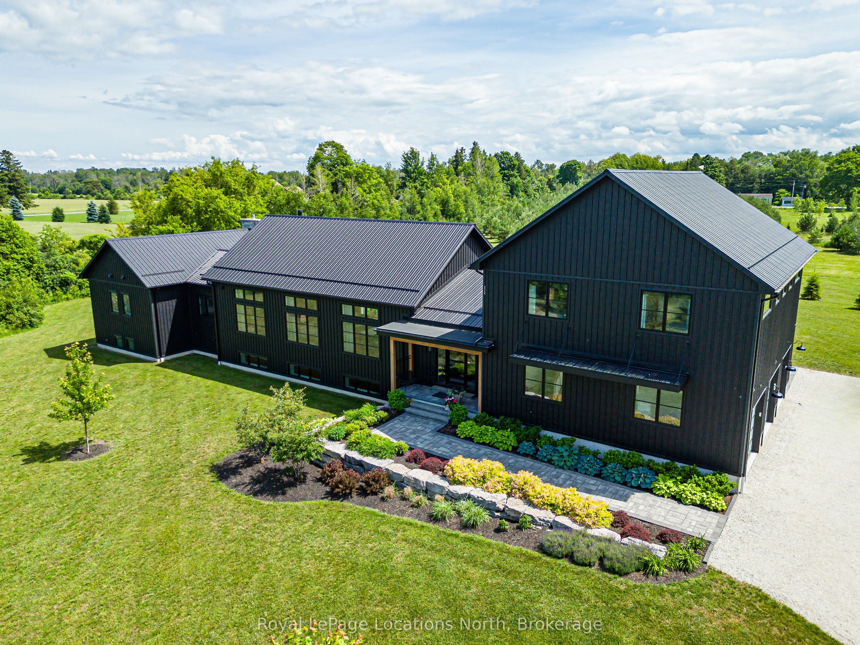 7343 36 37 Nottawasaga Side Road