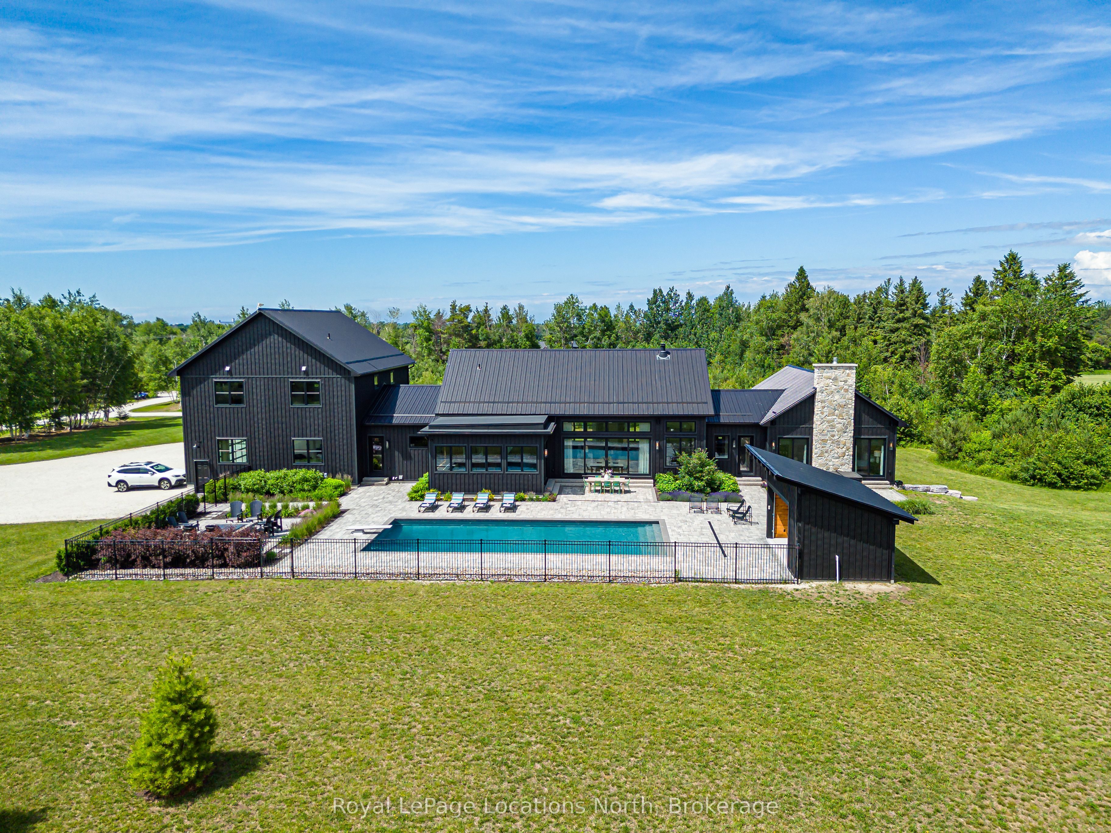 7343 36 37 Nottawasaga Side Road