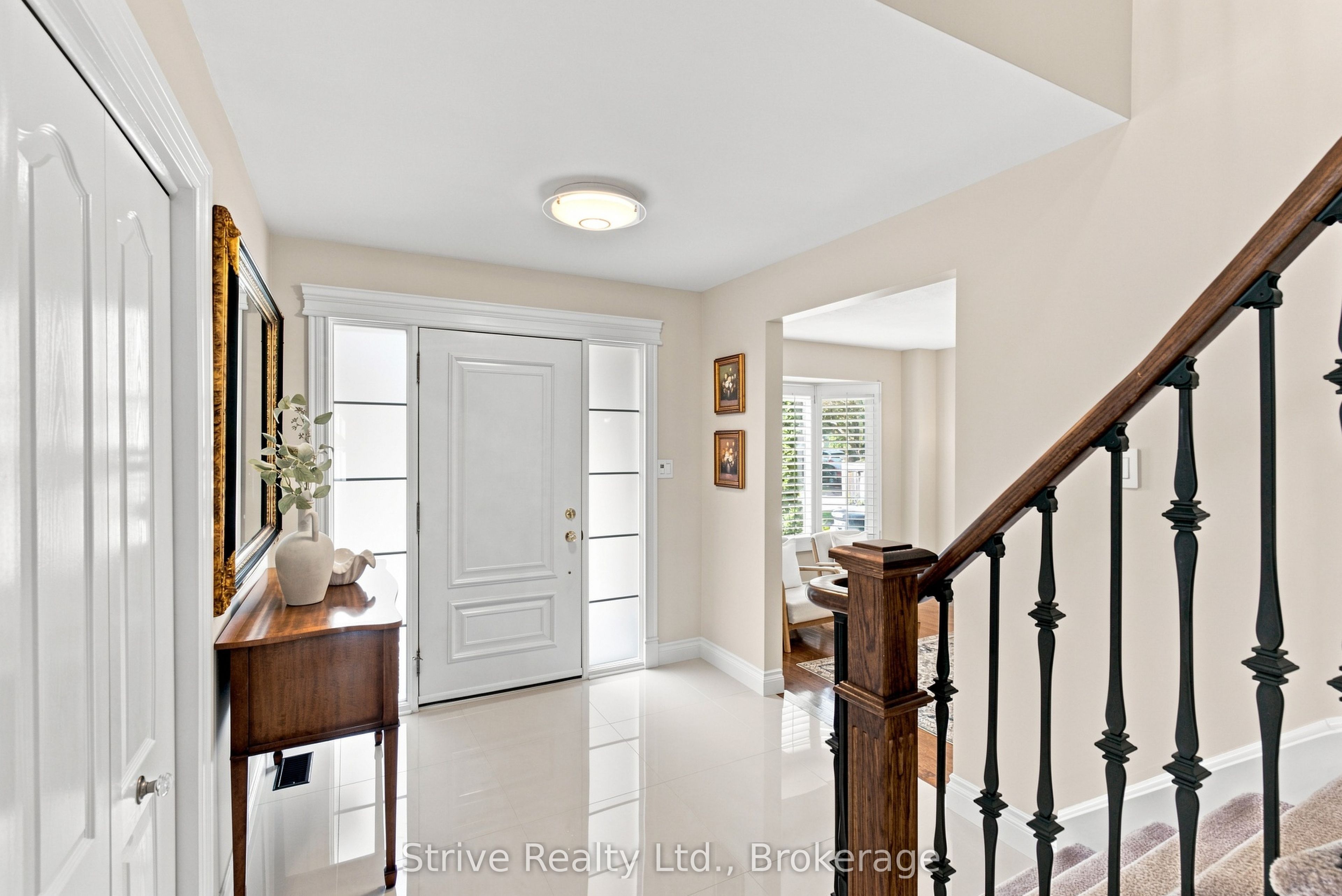 5 Carriage Lane