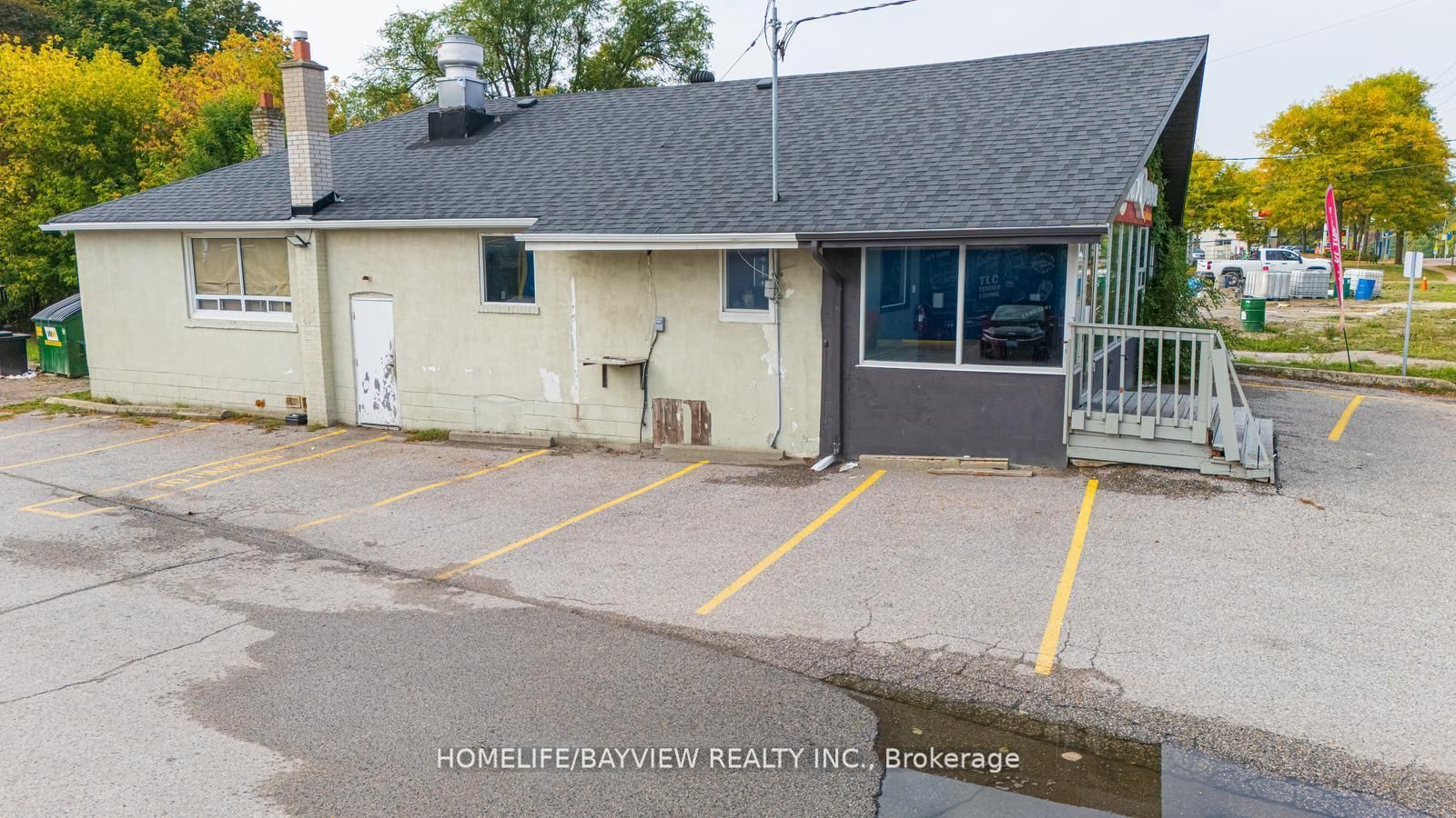 5775 Highway 7 N/A E