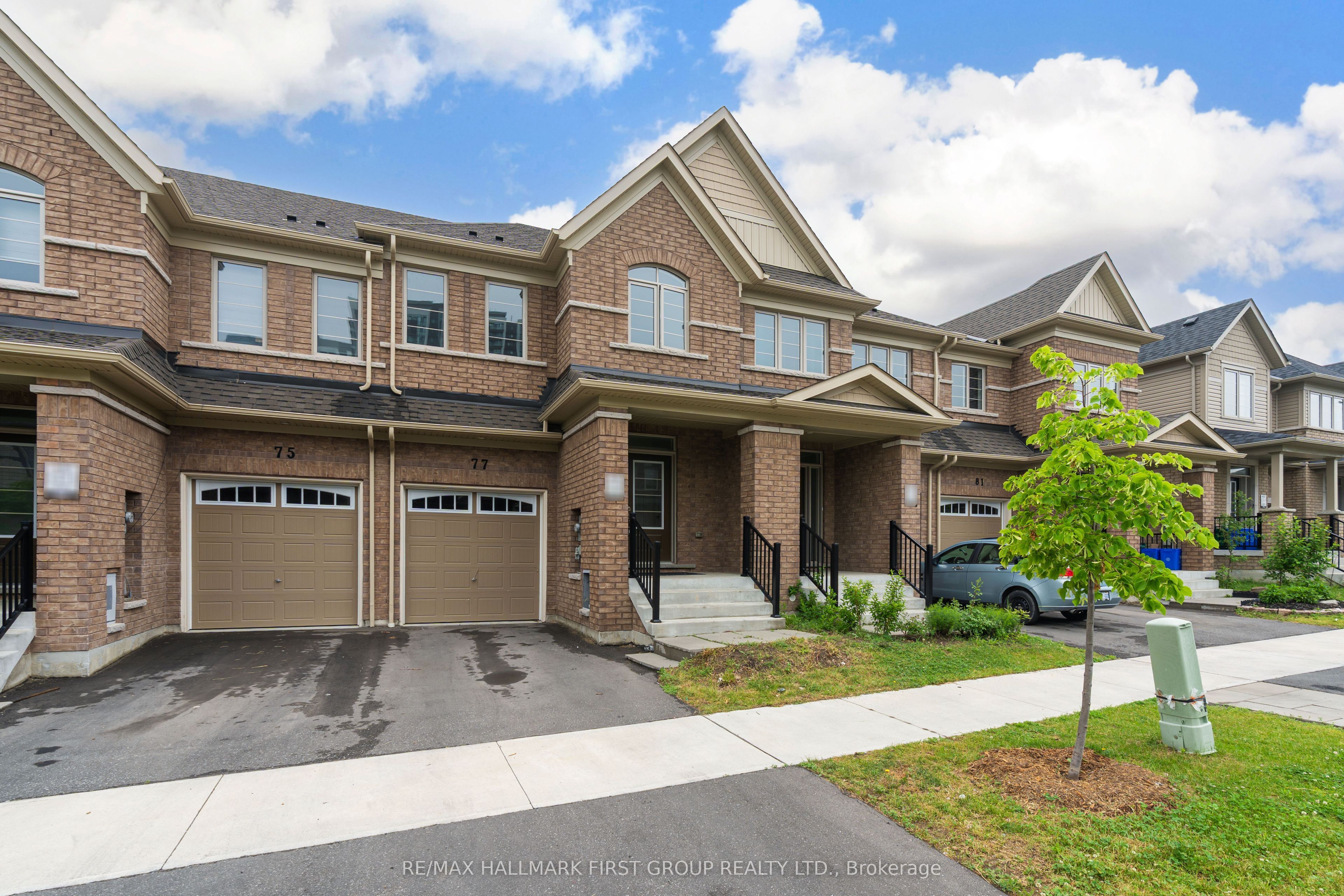 77 Air Dancer Crescent