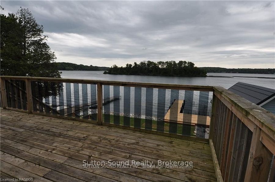 38 Island View Drive