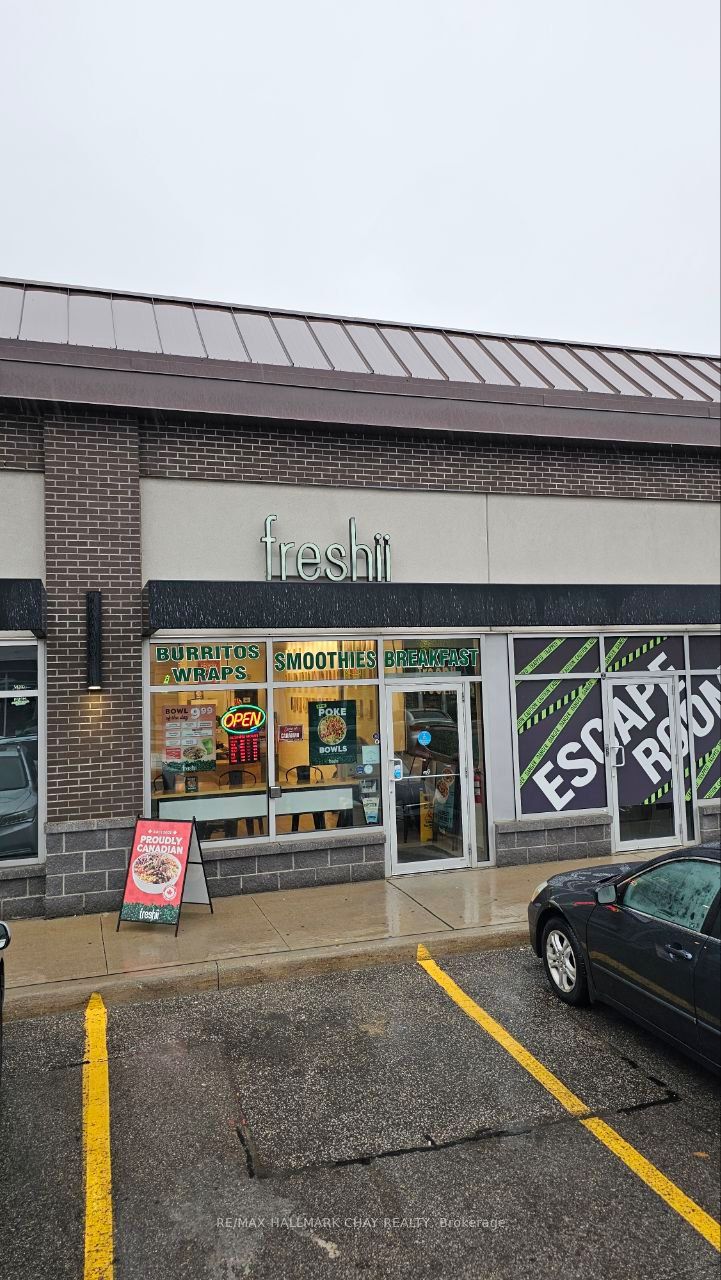 347 Cundles Road E M2