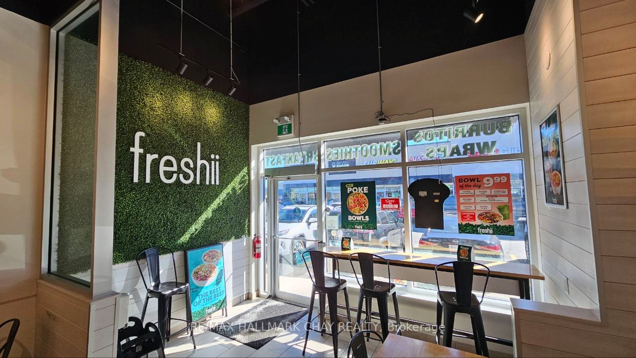 347 Cundles Road E M2