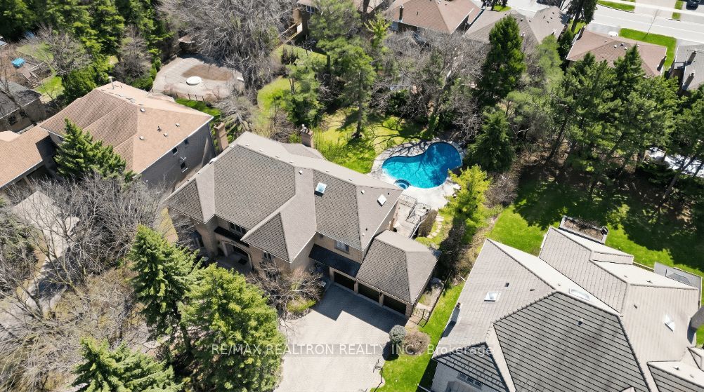 75 Arnold Avenue