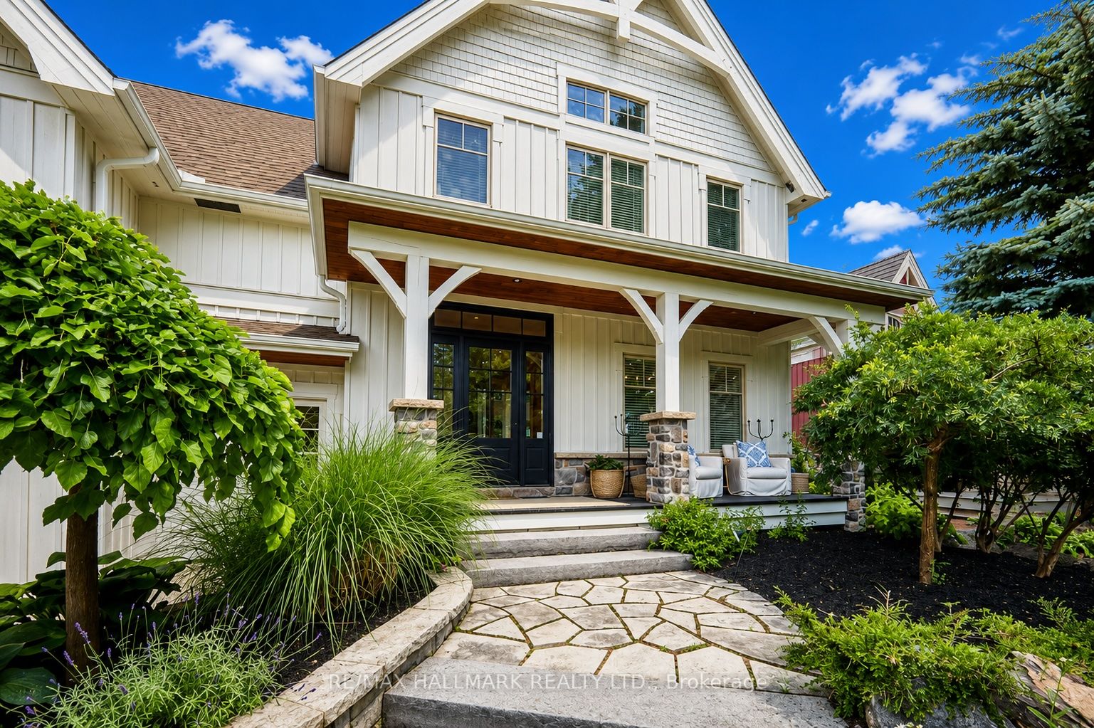 136 Snowbridge Way