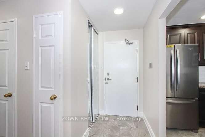 330 Rathburn Road W 1706