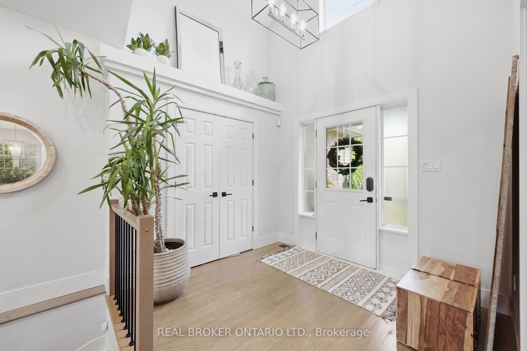 8 Sawgrass Circle