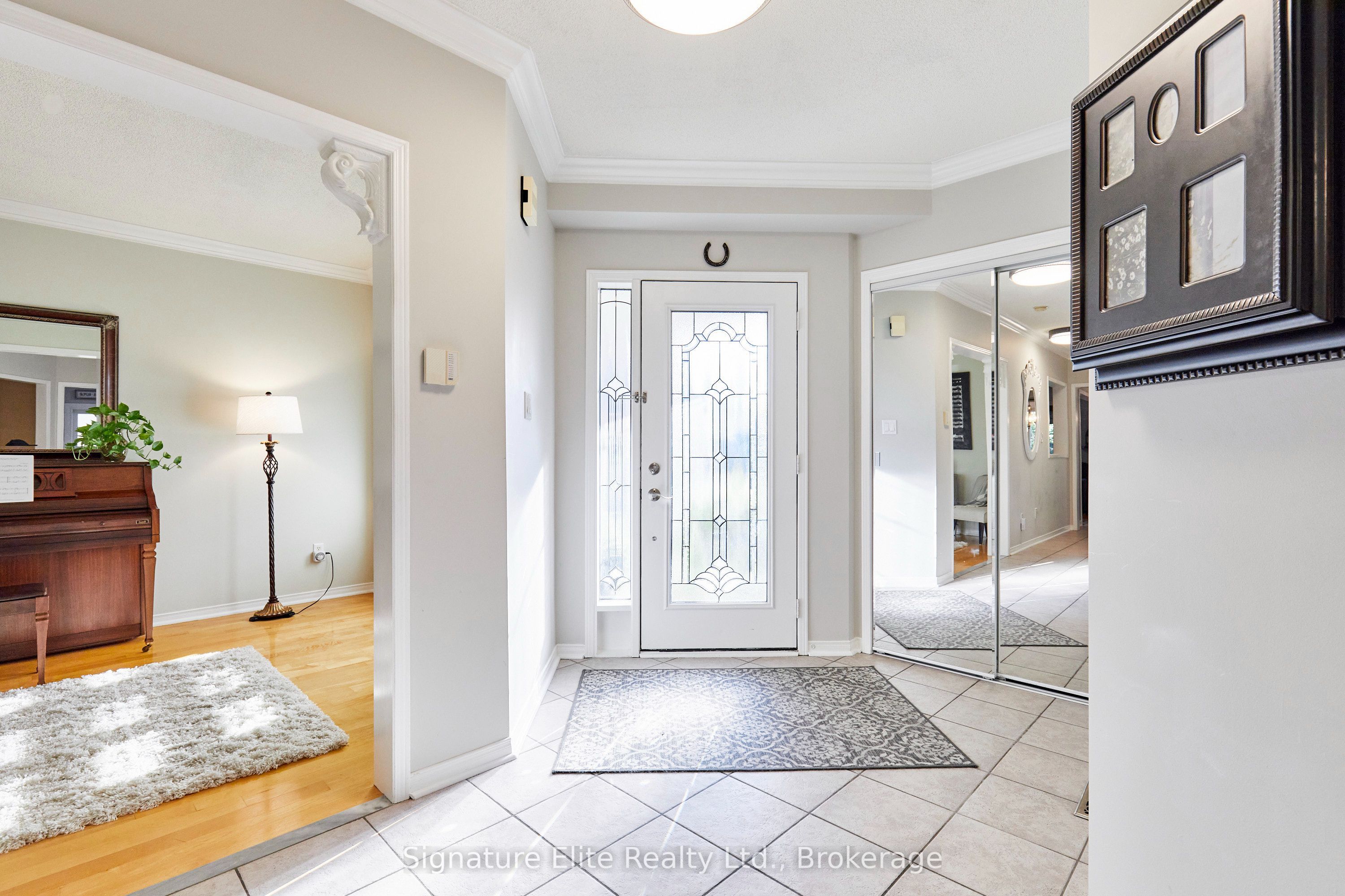 954 Mantle Crescent