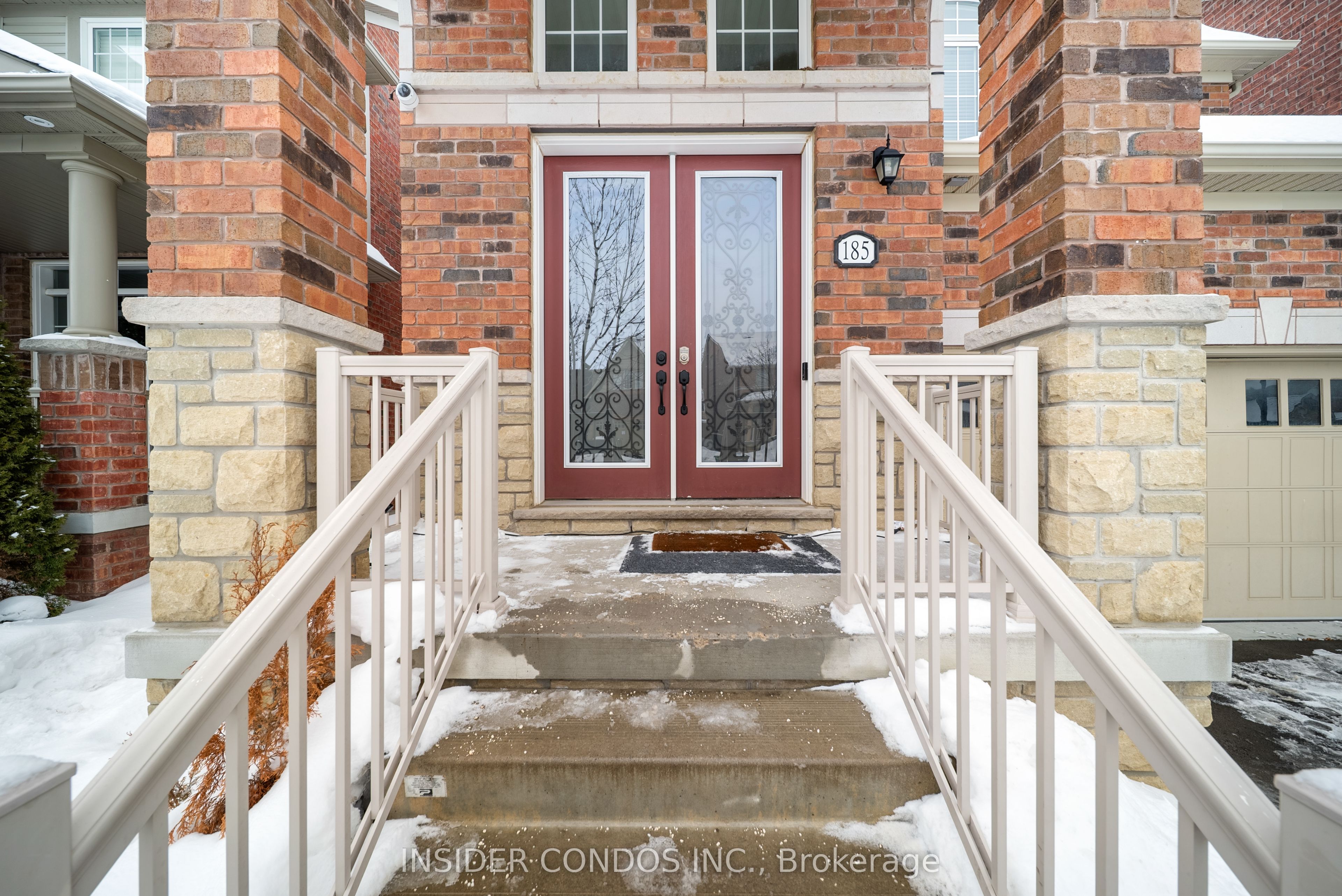 185 Bonnieglen Farm Boulevard